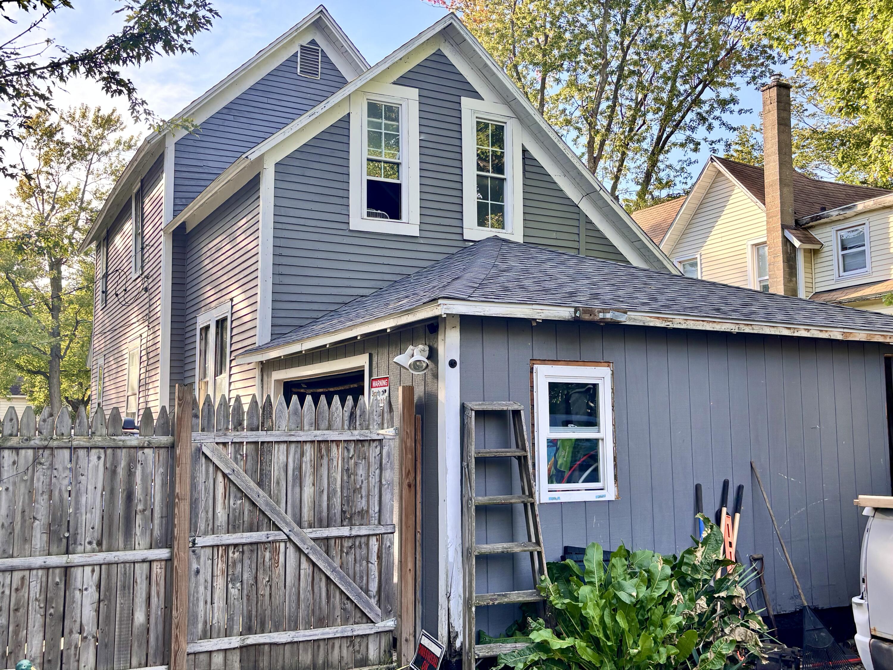 829 Myers Street Kalamazoo MI 49001