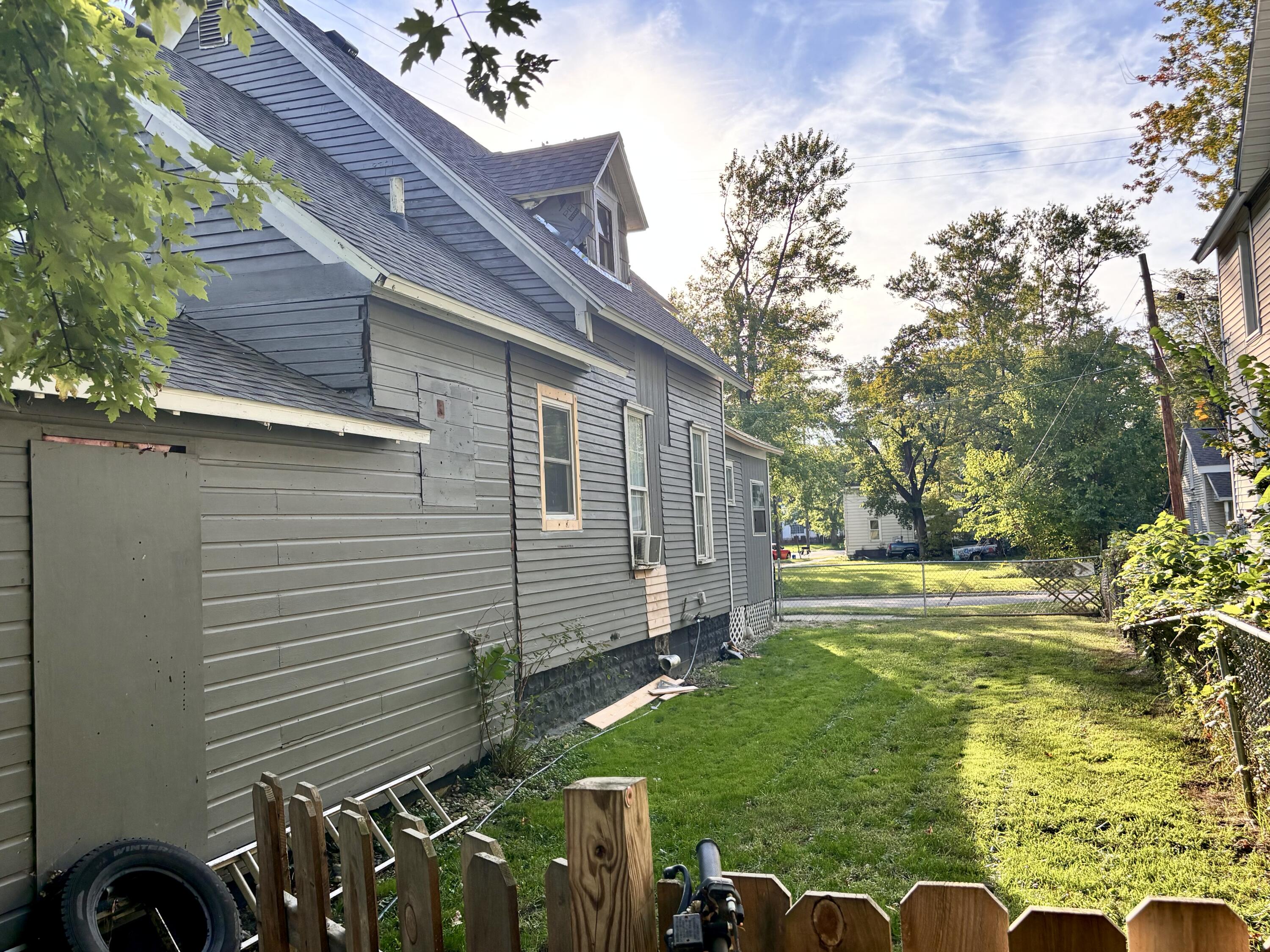 829 Myers Street Kalamazoo MI 49001