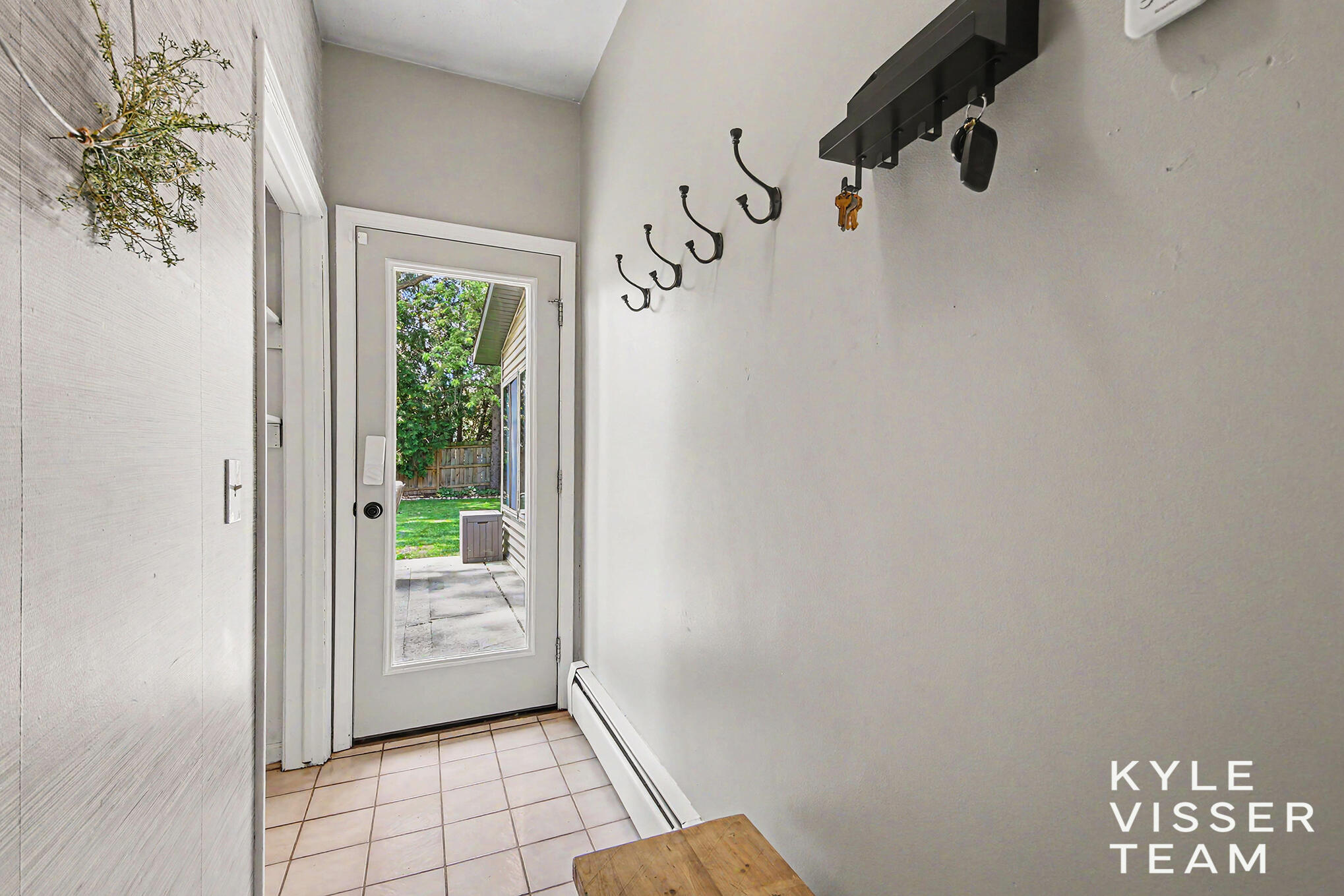 3305 Olderidge Drive NE Grand Rapids MI 49525