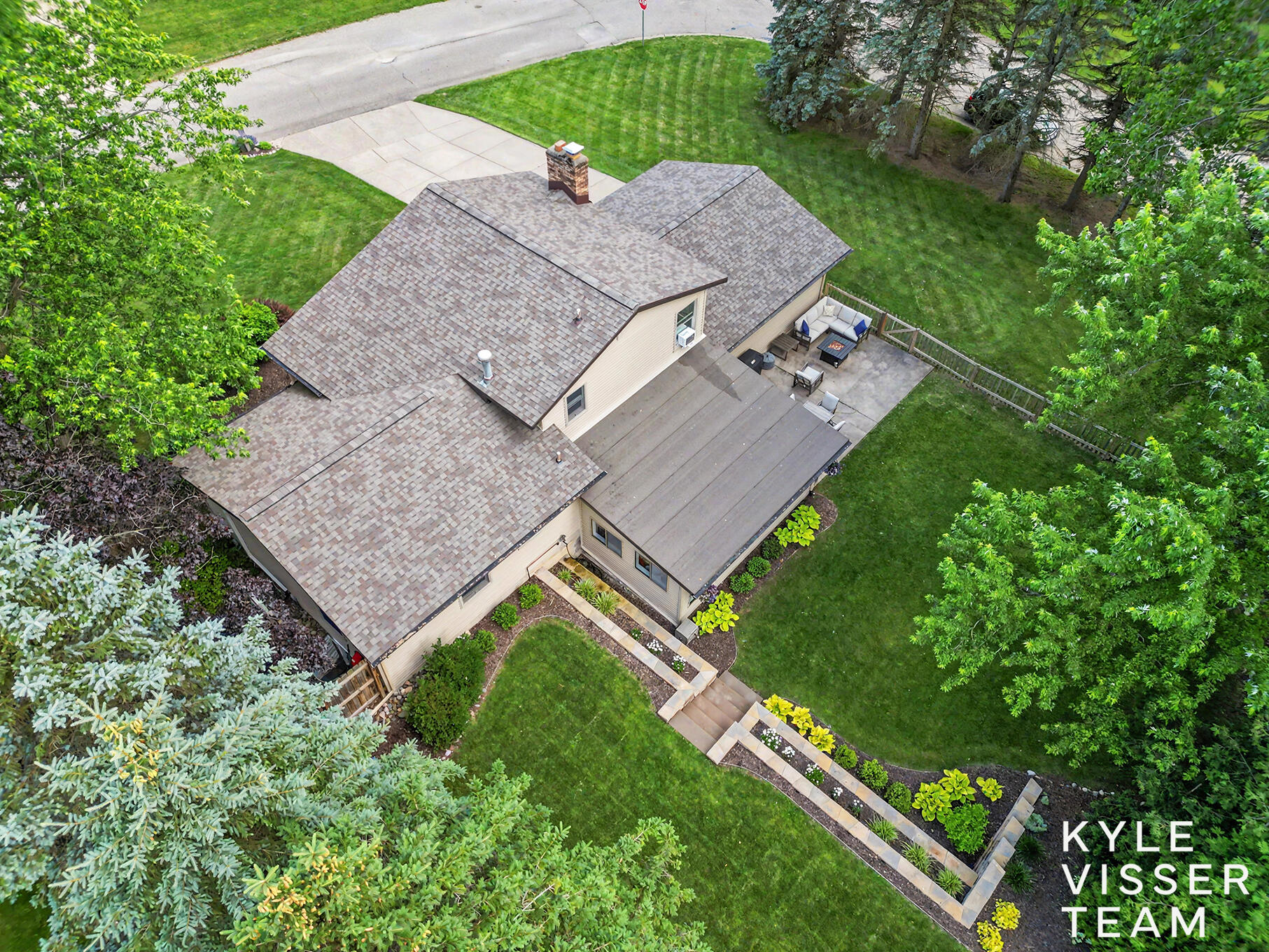 3305 Olderidge Drive NE Grand Rapids MI 49525