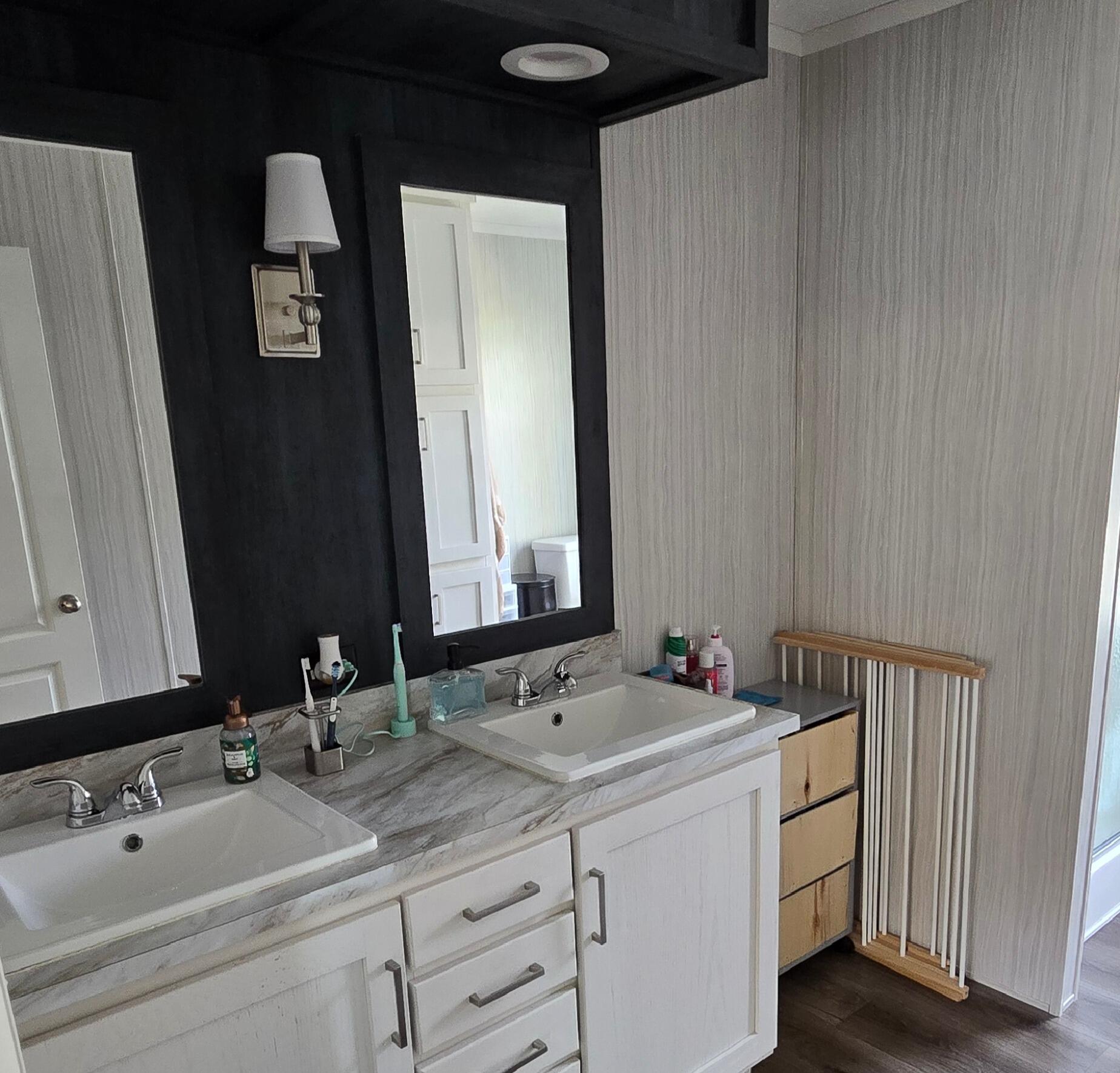 4419 Mosswood Drive NE Rockford MI 49341