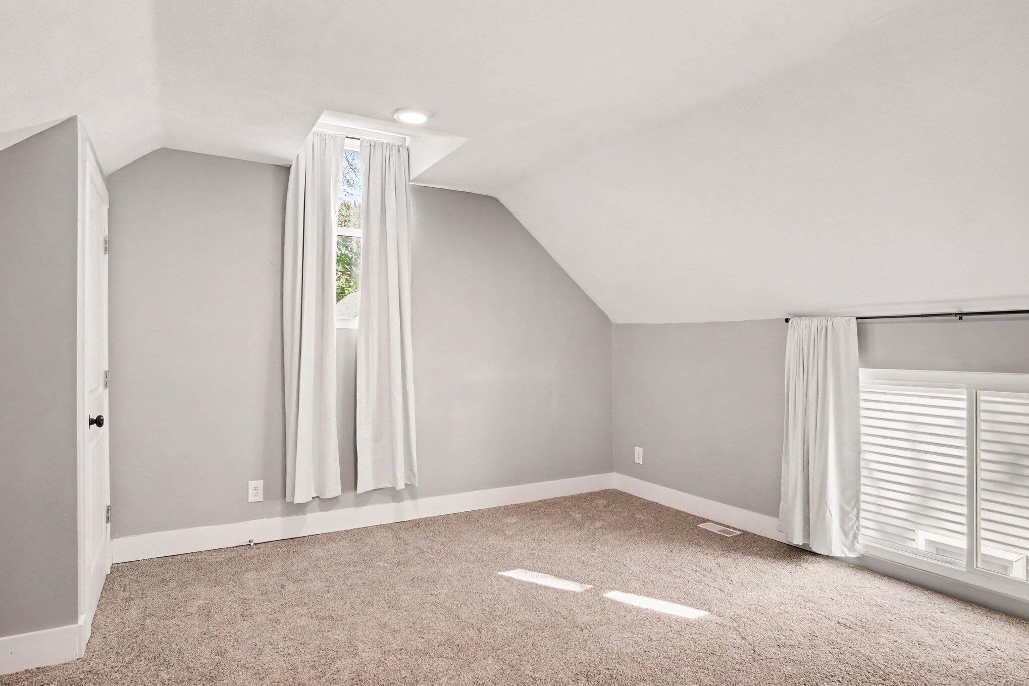 25 Mack Avenue NE Grand Rapids MI 49503