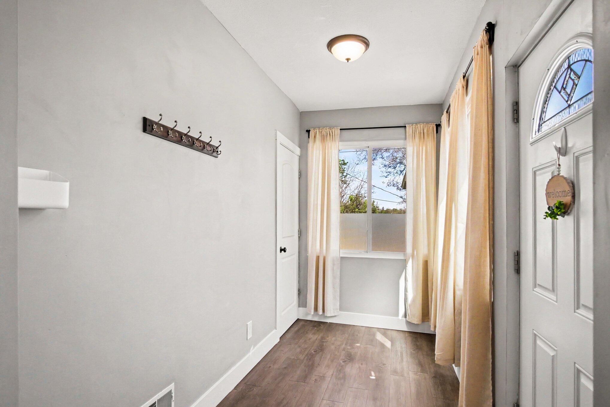 25 Mack Avenue NE Grand Rapids MI 49503