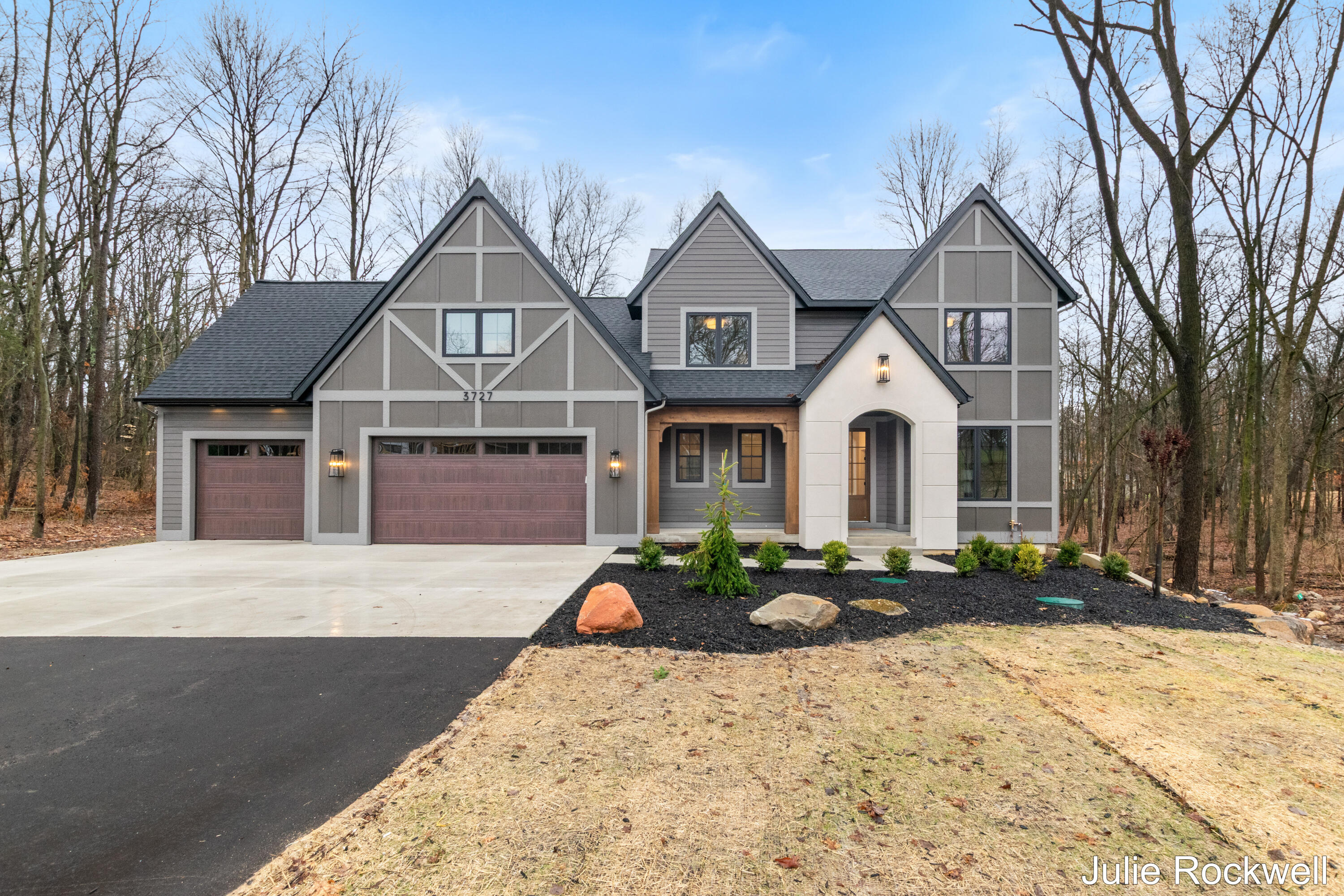 3727 Buttrick Avenue SE Ada MI 49301