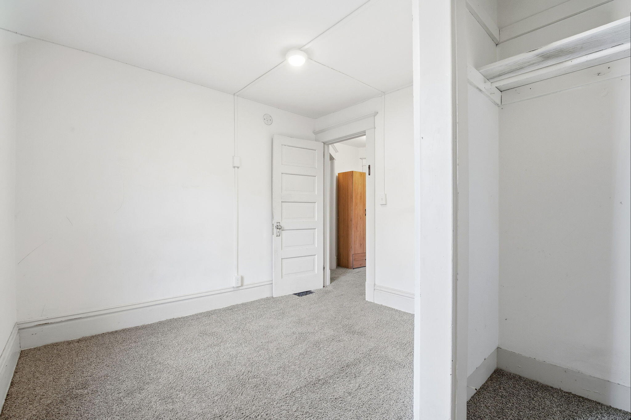 1127 Niagara Avenue SE Grand Rapids MI 49507