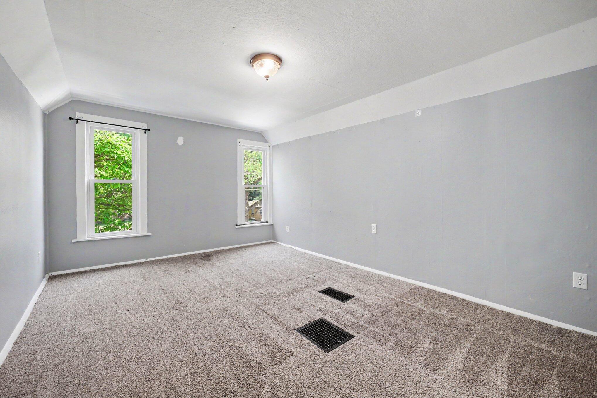 840 Spencer Street NE Grand Rapids MI 49505