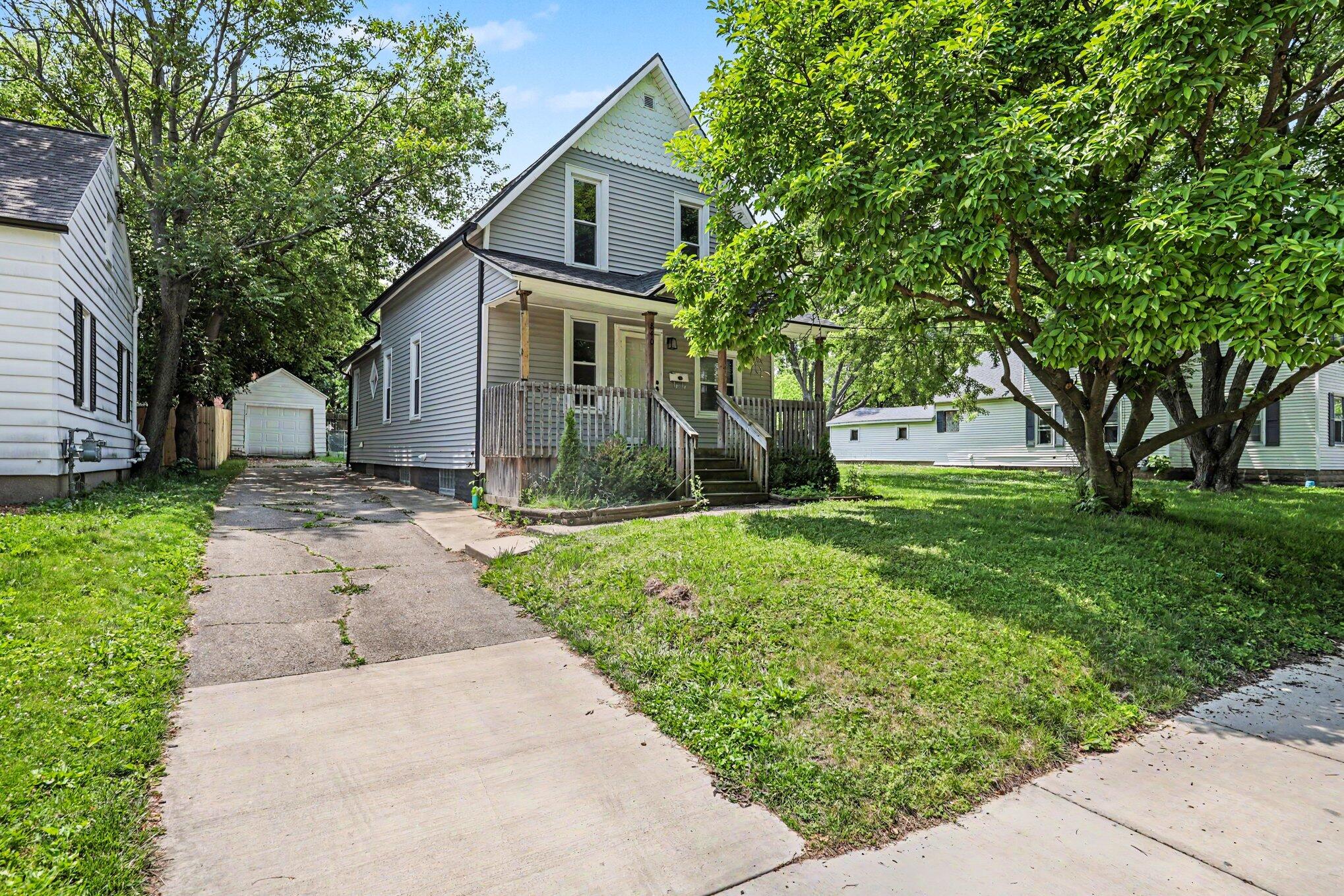 840 Spencer Street NE Grand Rapids MI 49505