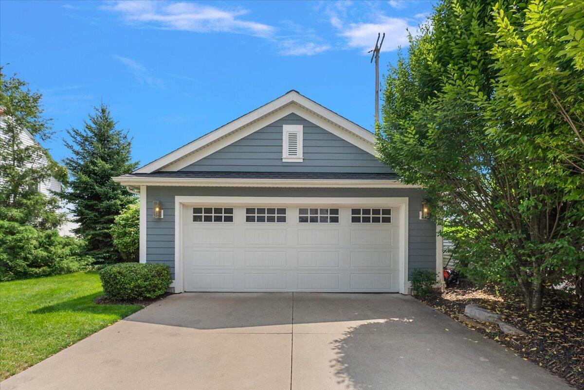 548 Lovett Avenue SE East Grand Rapids MI 49506