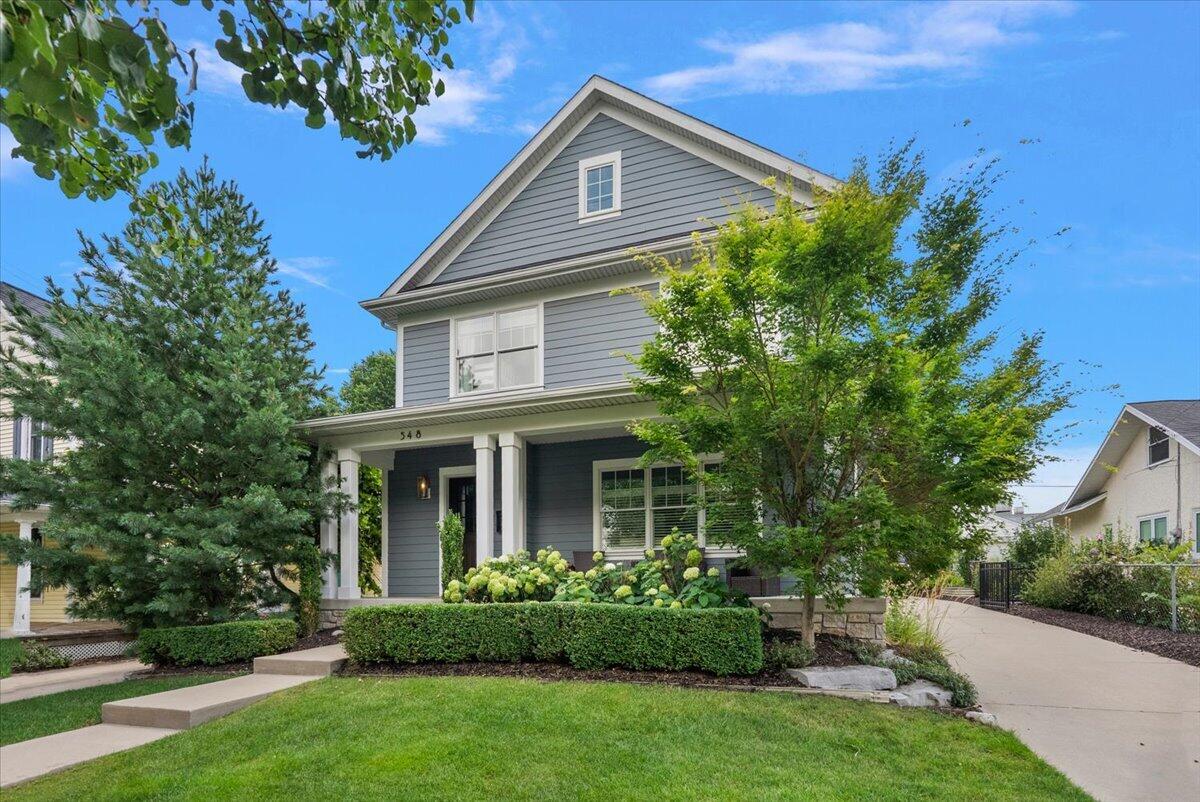 548 Lovett Avenue SE East Grand Rapids MI 49506