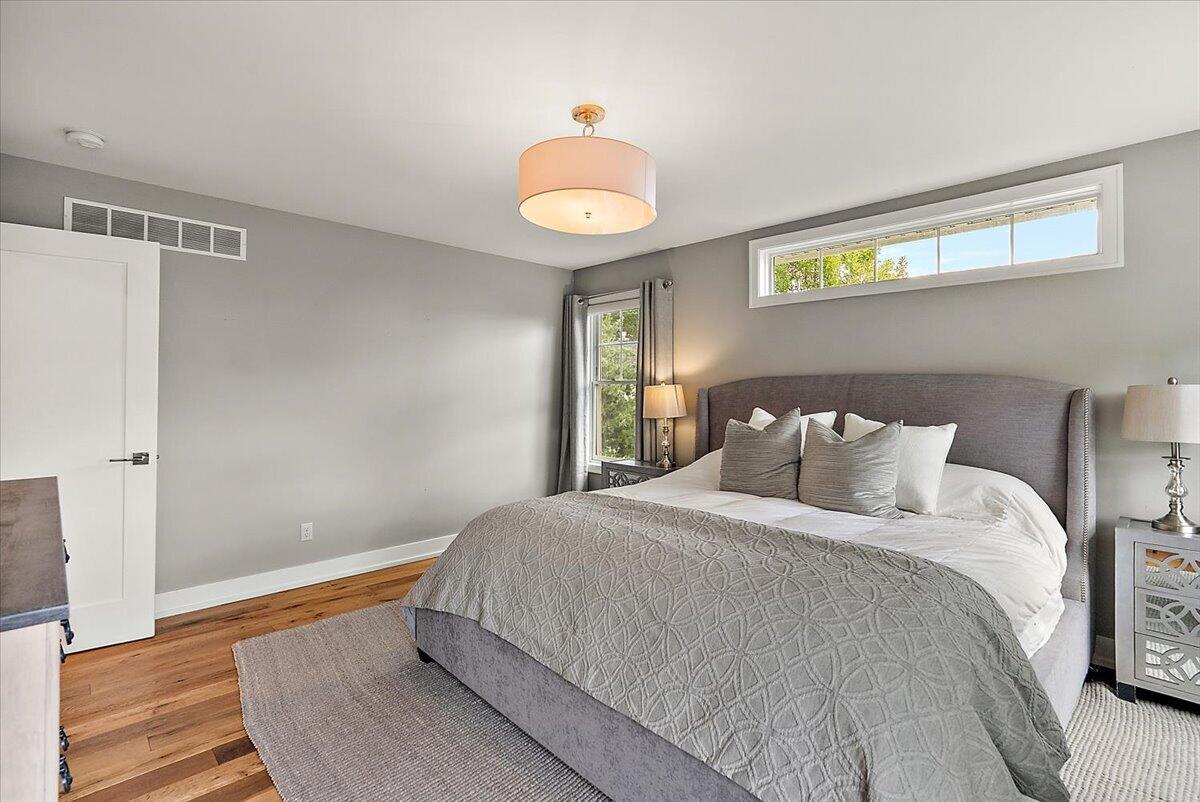 548 Lovett Avenue SE East Grand Rapids MI 49506