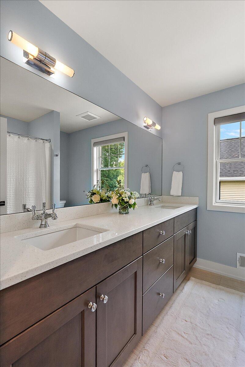 548 Lovett Avenue SE East Grand Rapids MI 49506