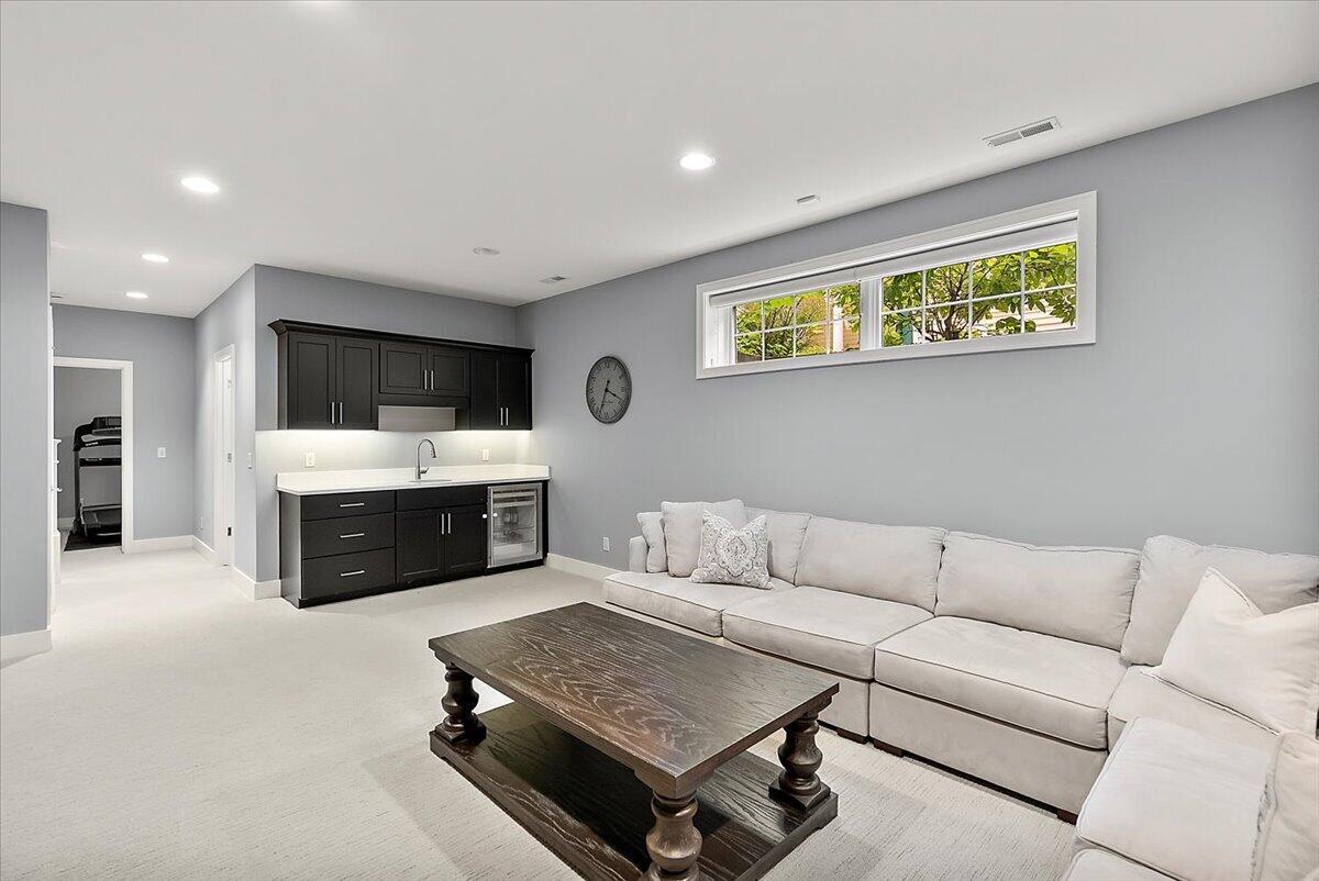548 Lovett Avenue SE East Grand Rapids MI 49506
