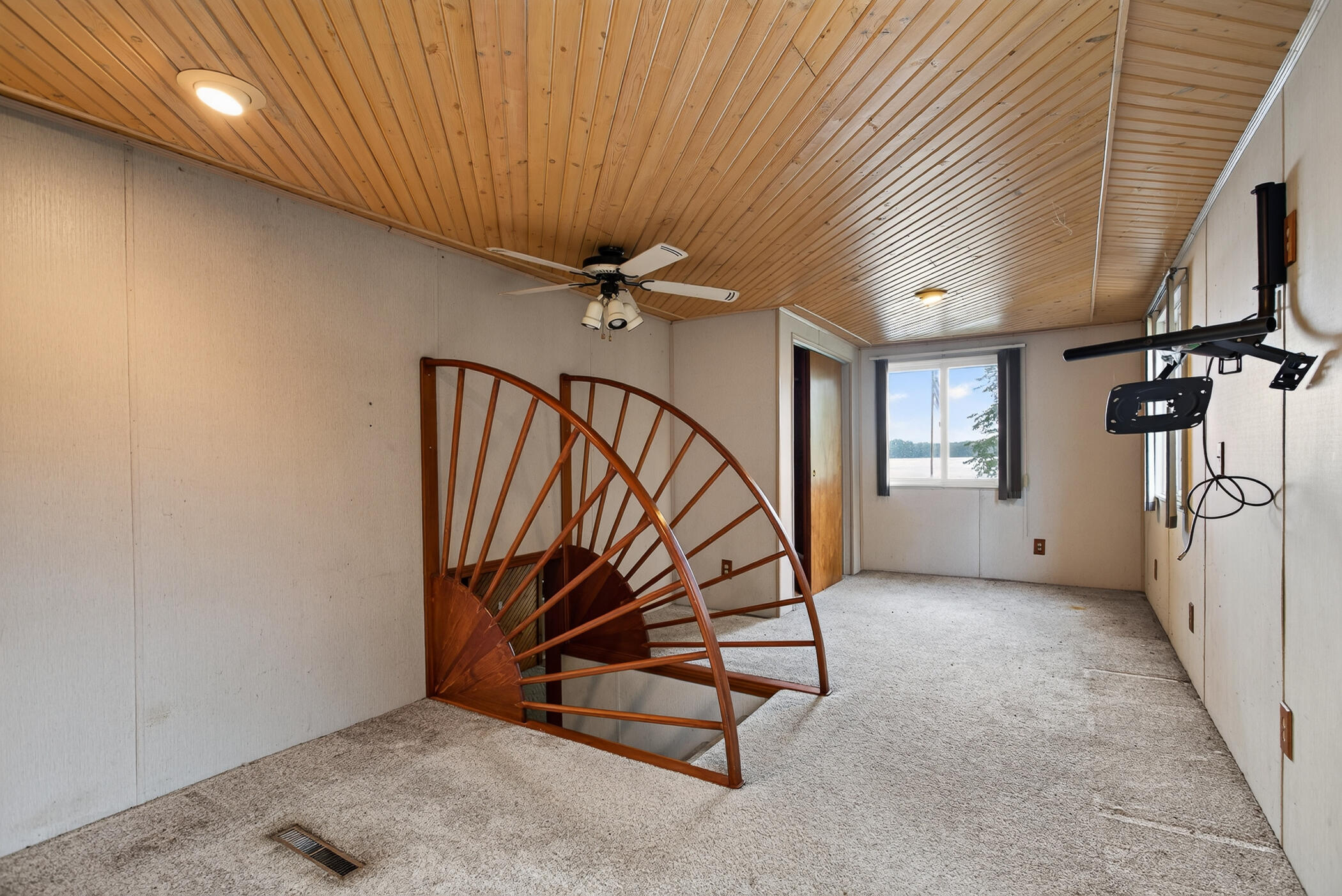 5996 122nd Avenue Fennville MI 49408