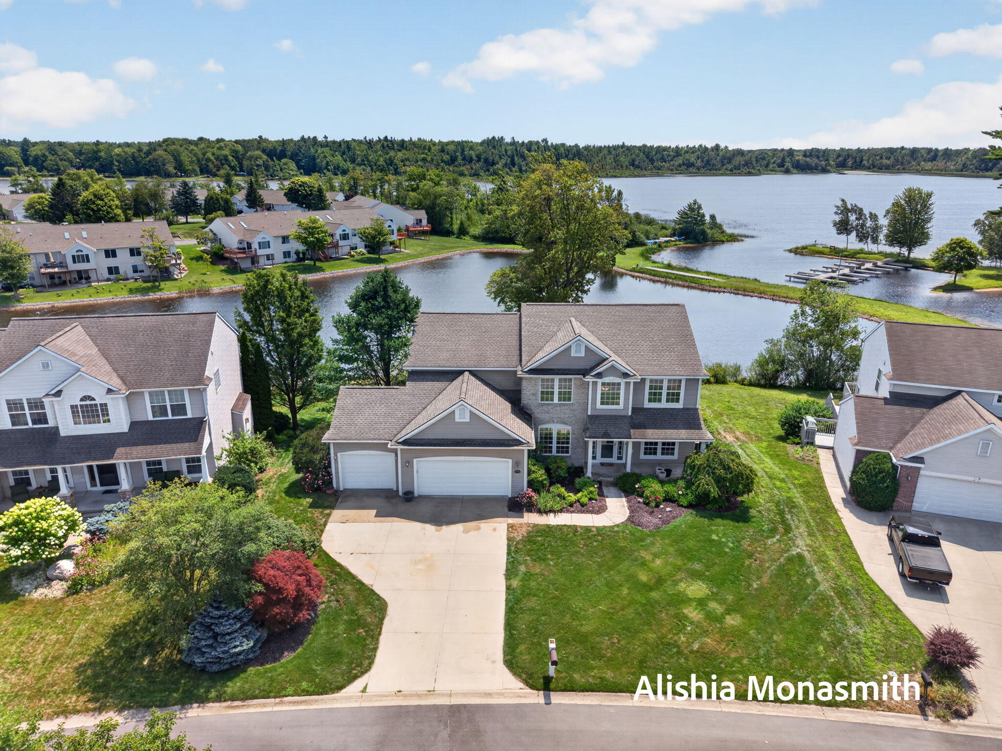 6900 Windflower Way Muskegon MI 49444