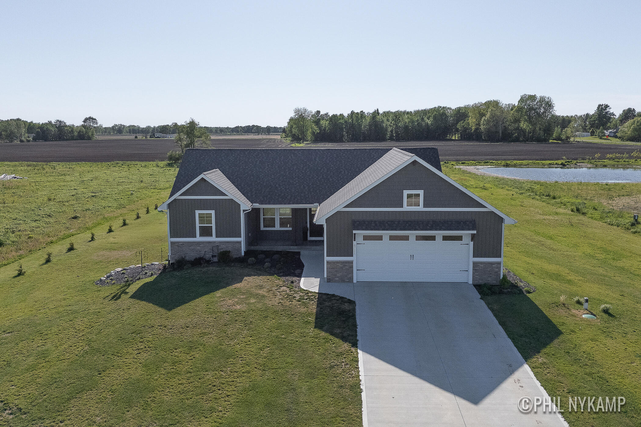 4711 Long Range Drive Zeeland MI 49464