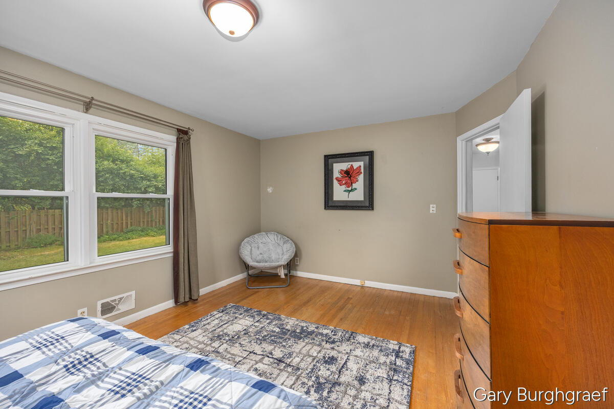 3026 Burton Street SE Grand Rapids MI 49546