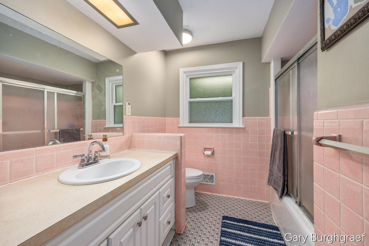 3026 Burton Street SE Grand Rapids MI 49546