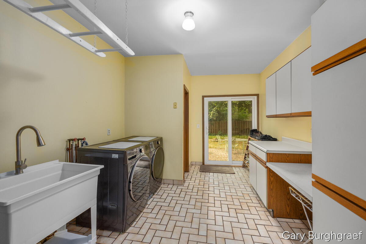 3026 Burton Street SE Grand Rapids MI 49546