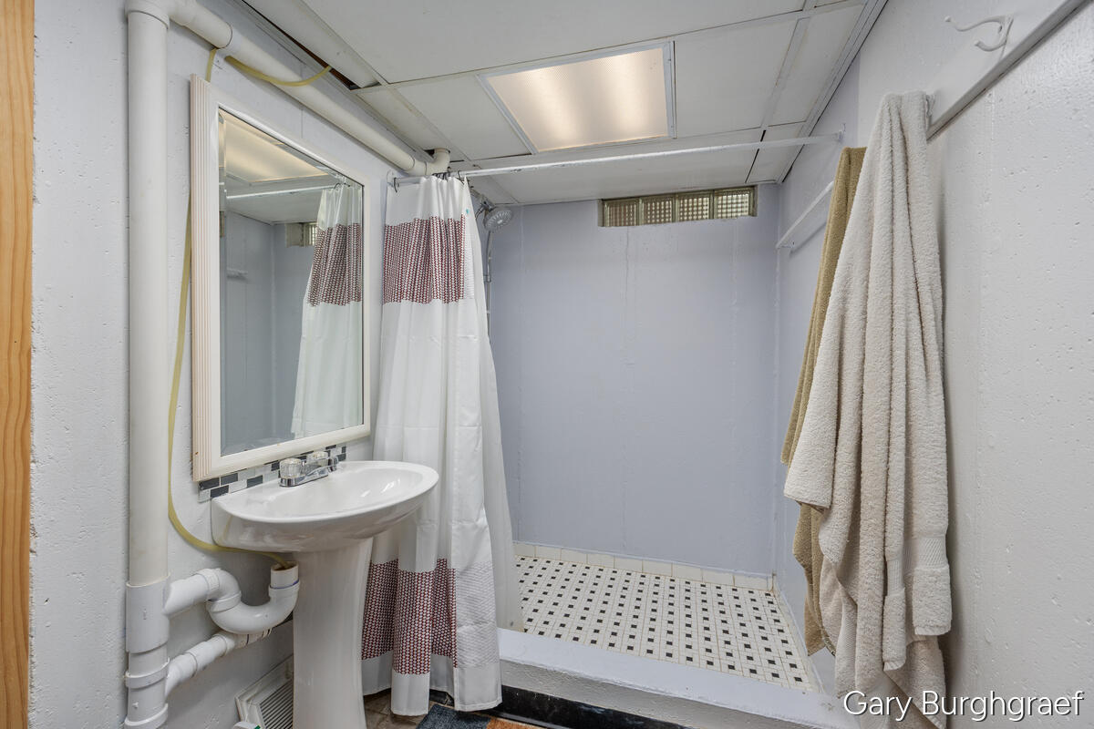 3026 Burton Street SE Grand Rapids MI 49546