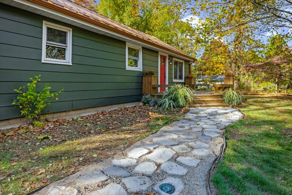 12980 Crestview Drive Sawyer MI 49125