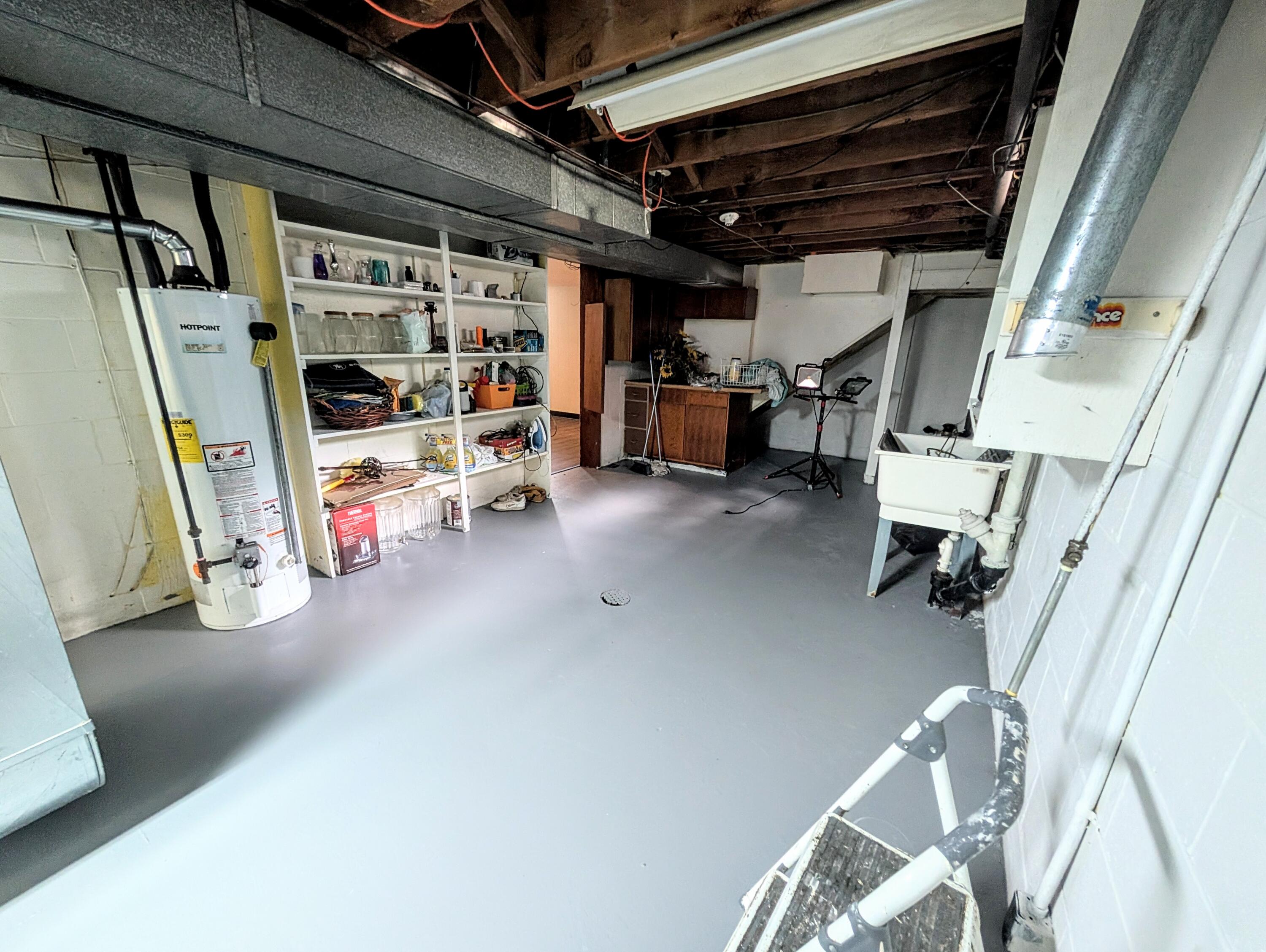 1355 W Broadway Avenue Muskegon MI 49441