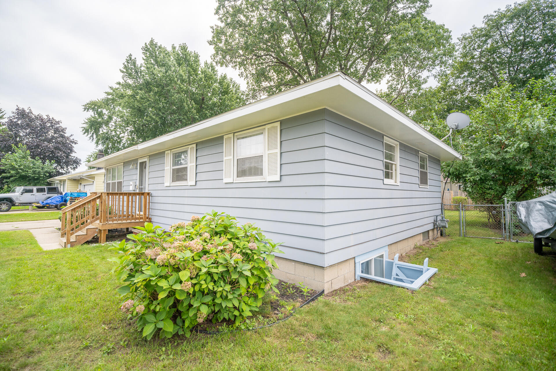 1355 W Broadway Avenue Muskegon MI 49441