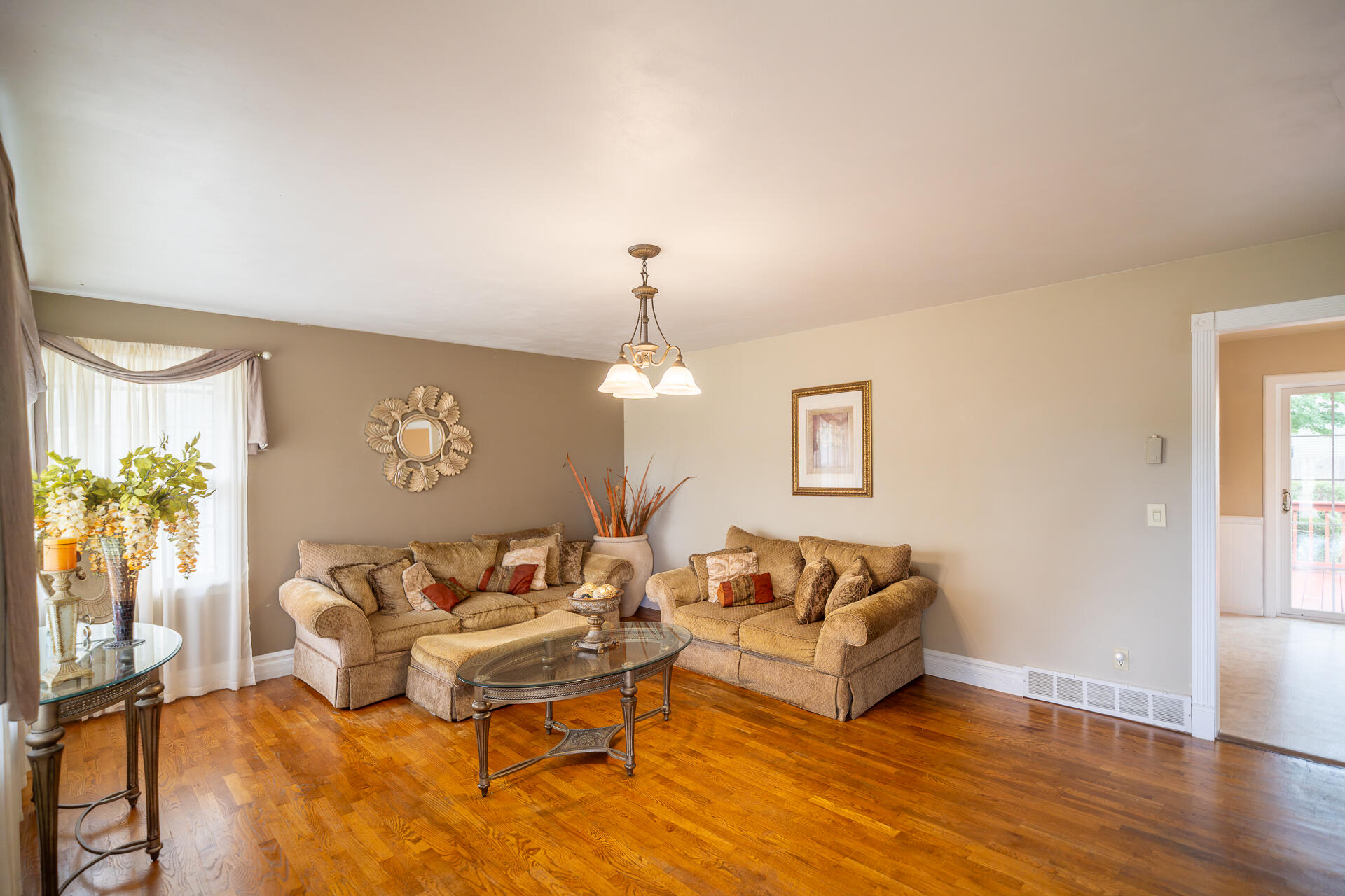 1355 W Broadway Avenue Muskegon MI 49441
