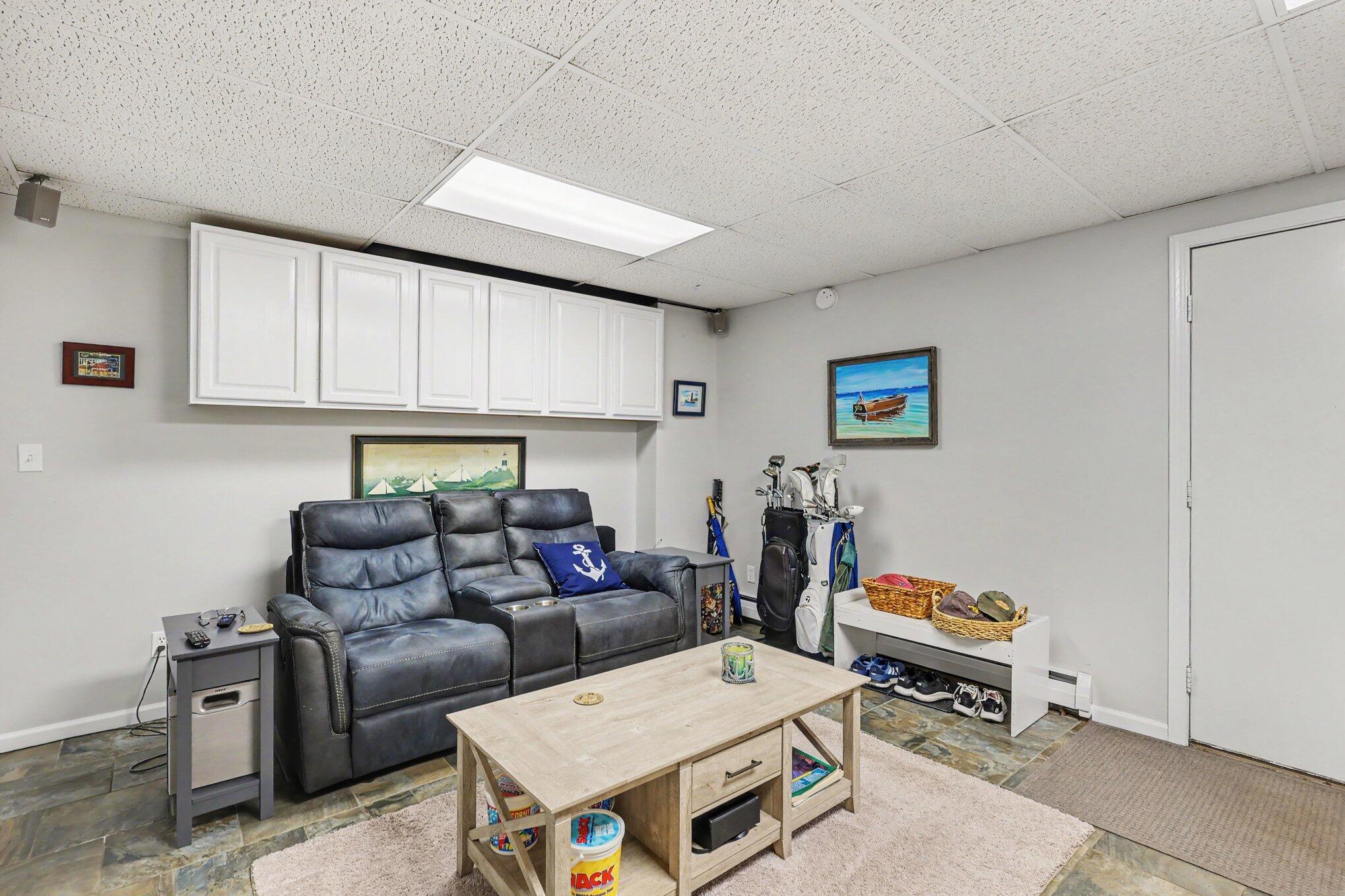 2335 Bluffton Avenue Muskegon MI 49441