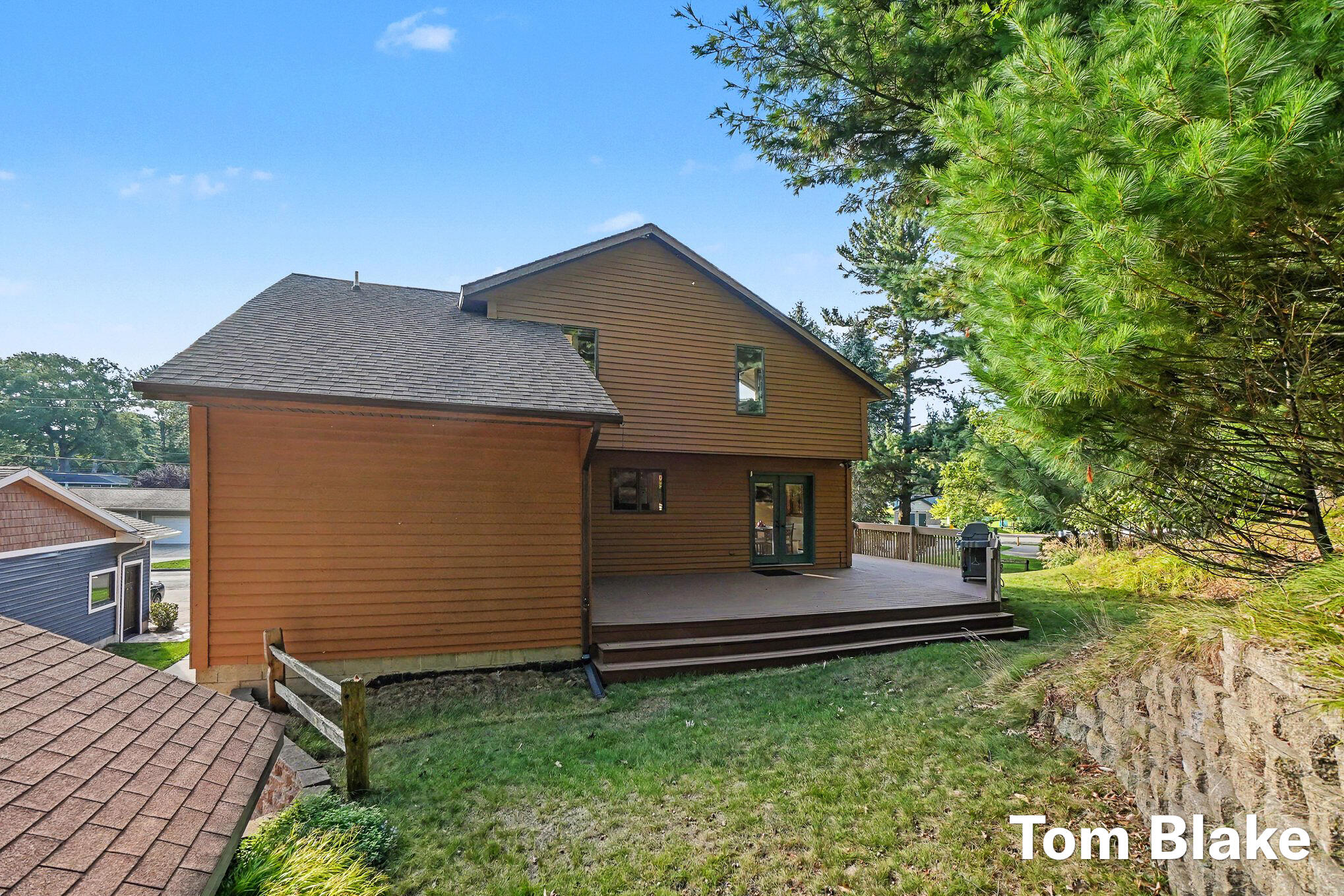 2335 Bluffton Avenue Muskegon MI 49441