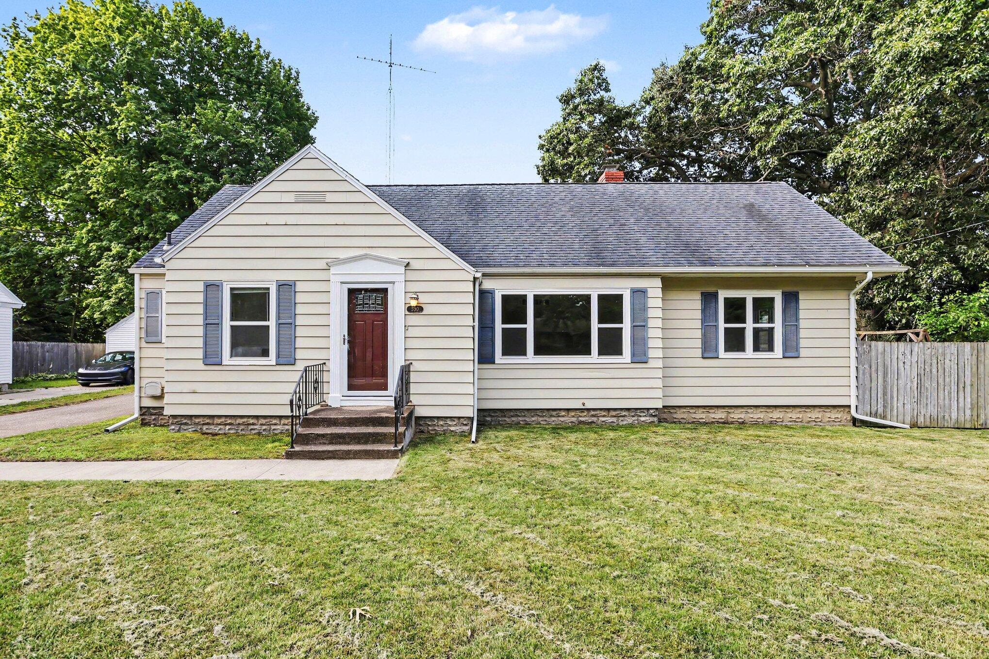 530 Montezuma Road Benton Harbor MI 49022