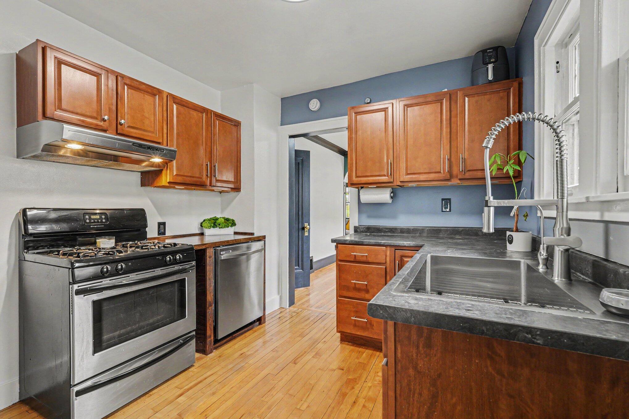1815 Nelson Avenue SE Grand Rapids MI 49507