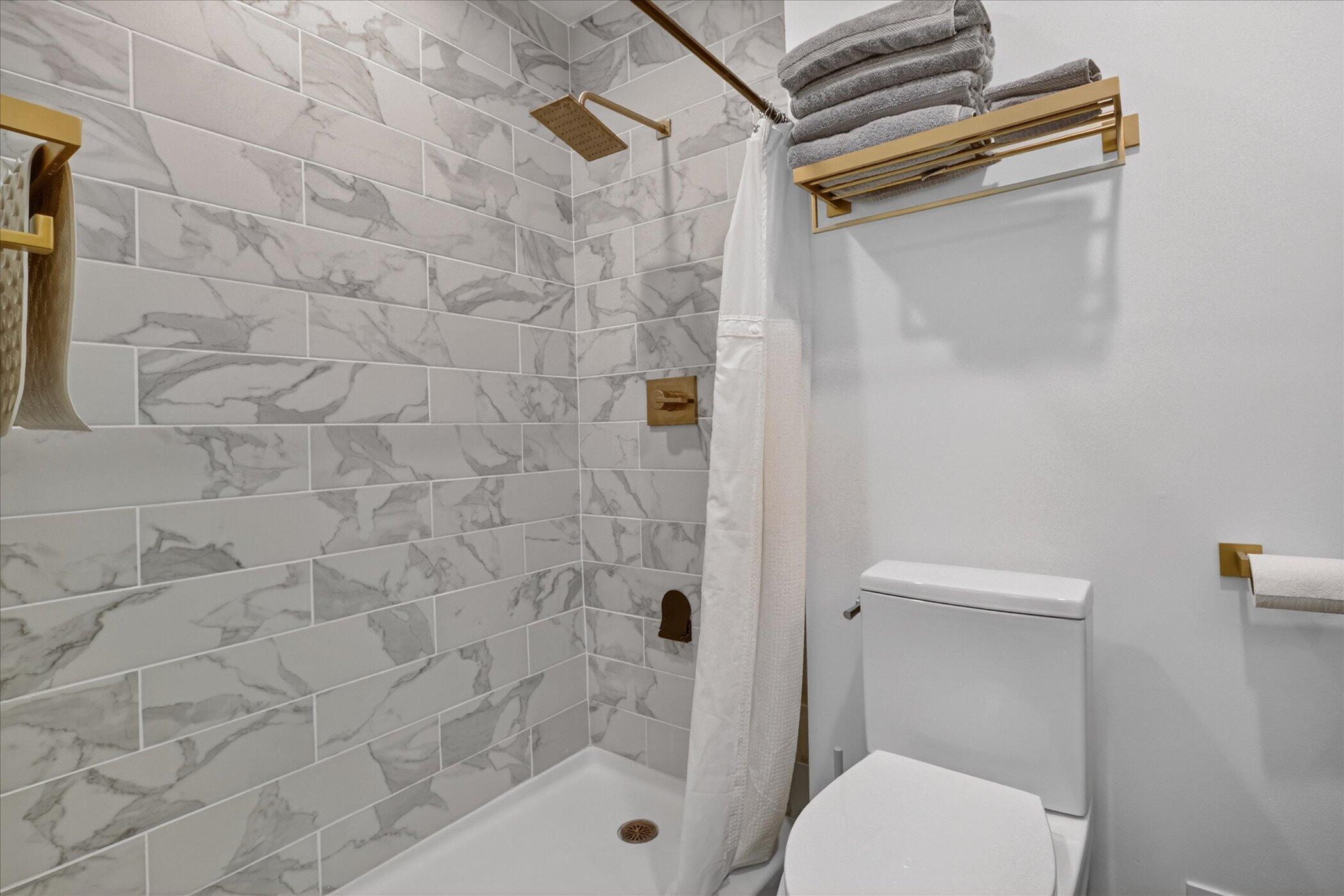 408 N Elm Street Three Oaks MI 49128