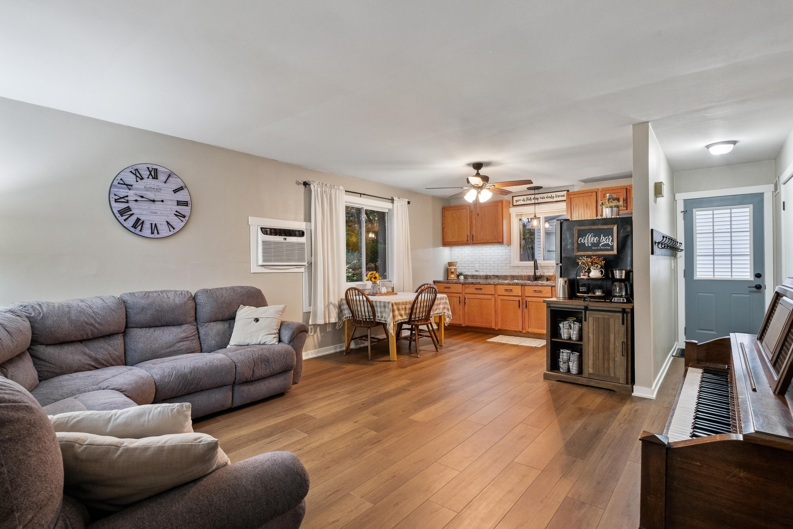1340 Knapp Street NE Grand Rapids MI 49505