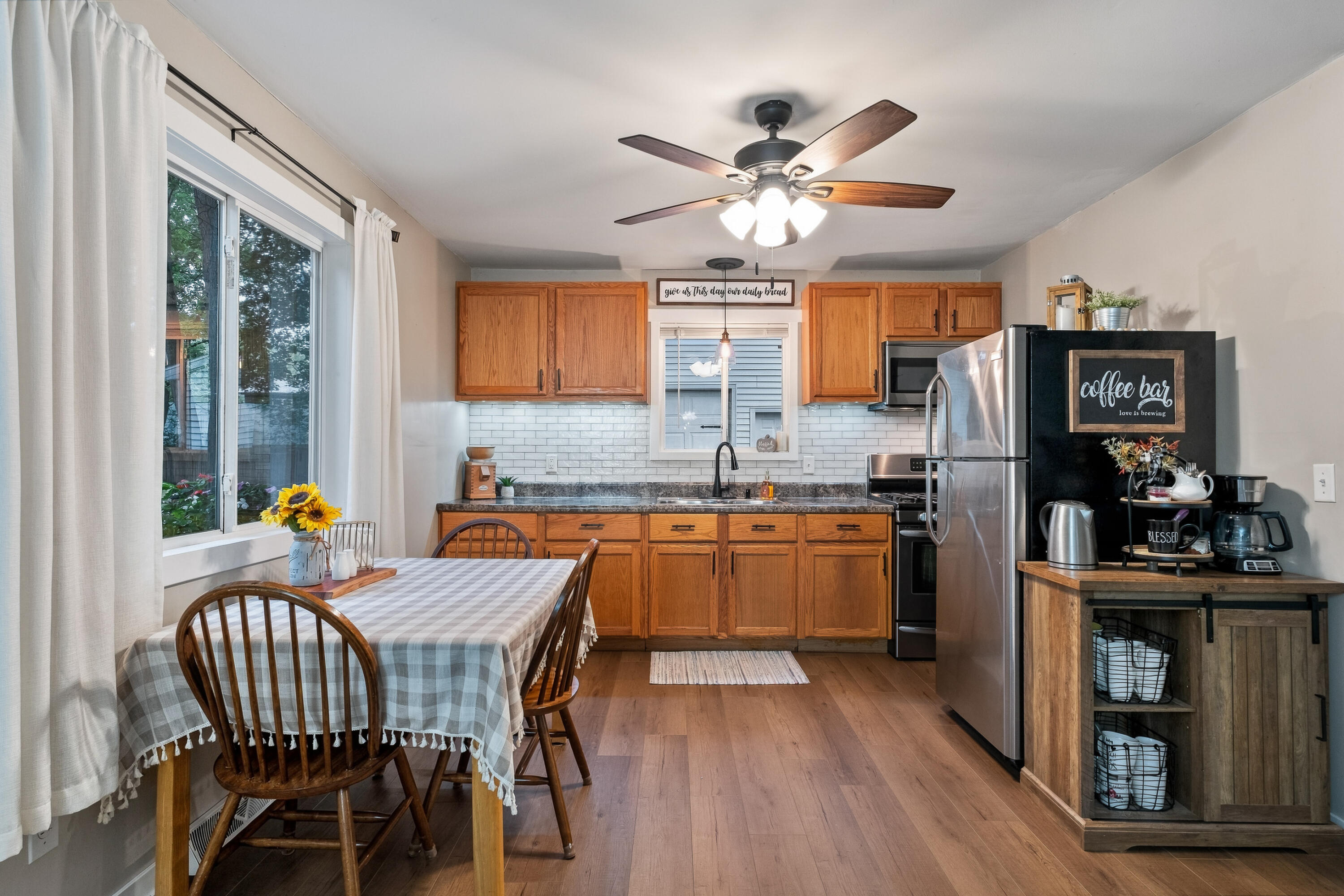 1340 Knapp Street NE Grand Rapids MI 49505