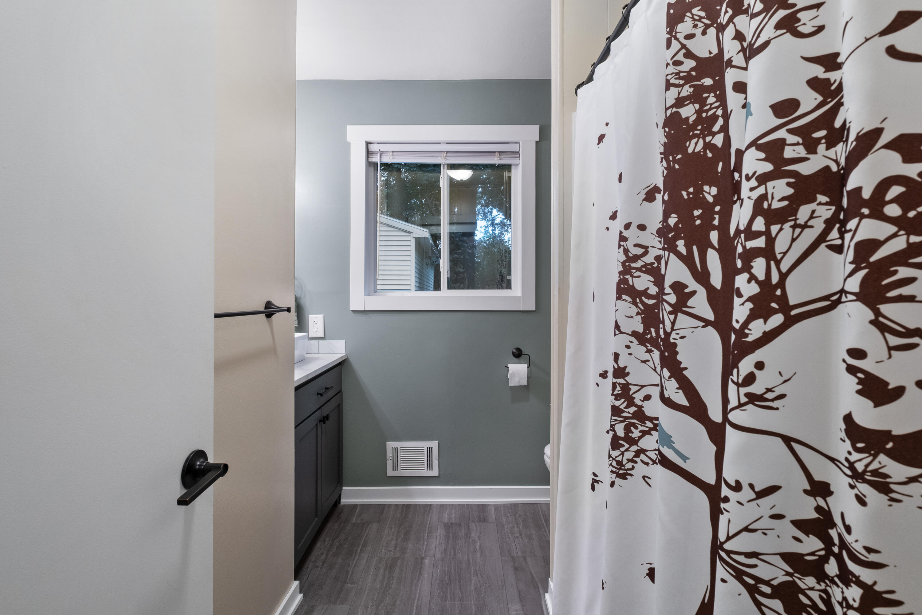 1340 Knapp Street NE Grand Rapids MI 49505