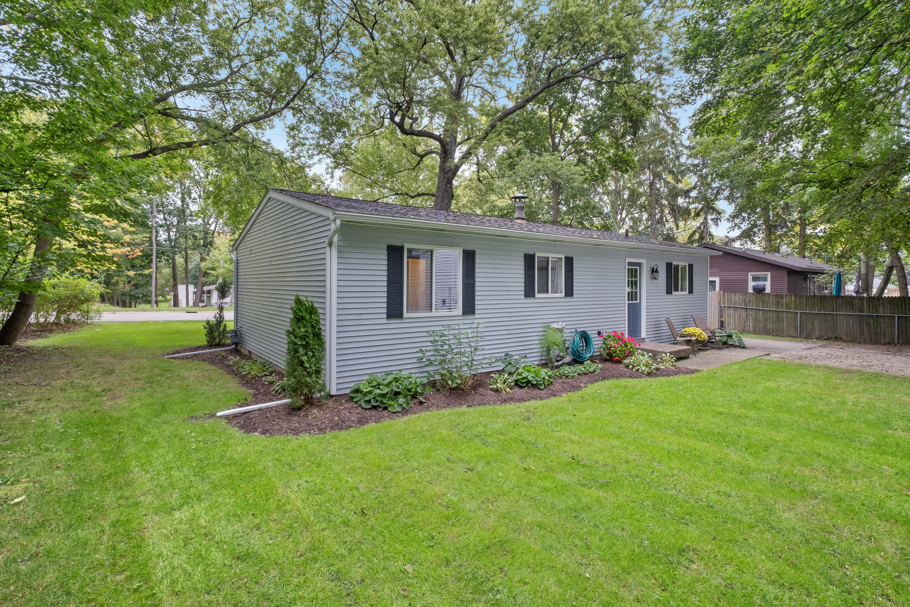 1340 Knapp Street NE Grand Rapids MI 49505