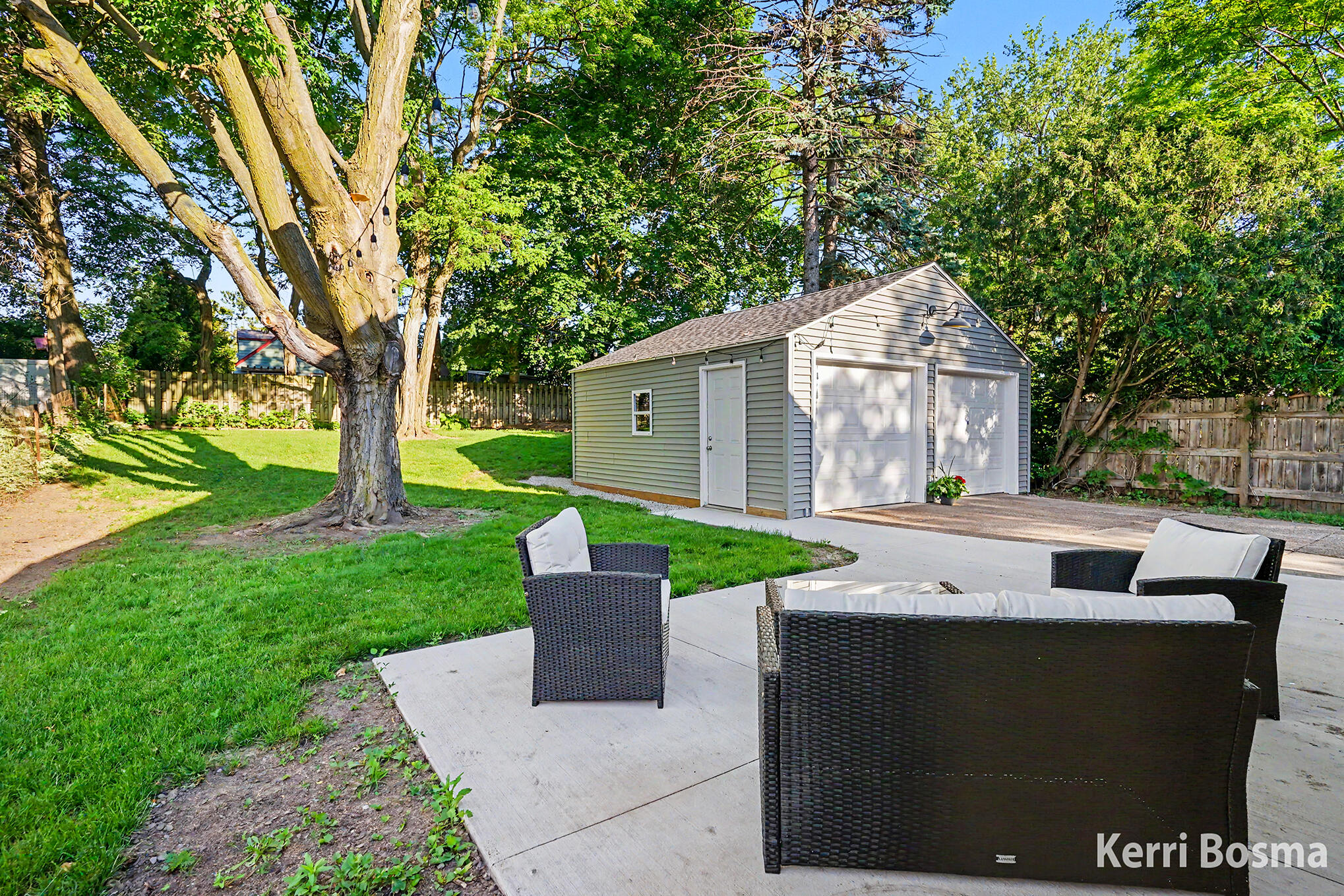 1231 Burke Avenue NE Grand Rapids MI 49505