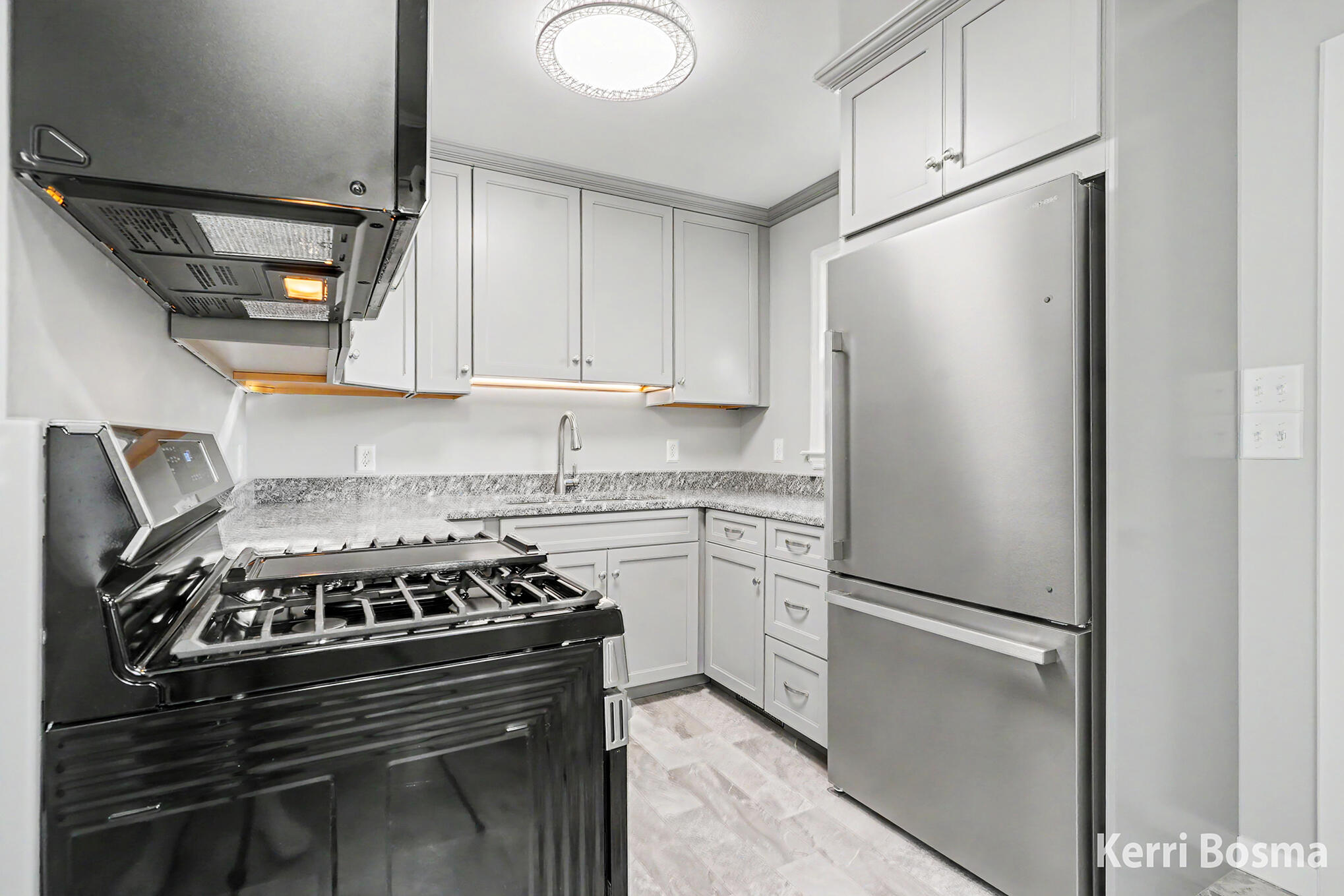 1231 Burke Avenue NE Grand Rapids MI 49505