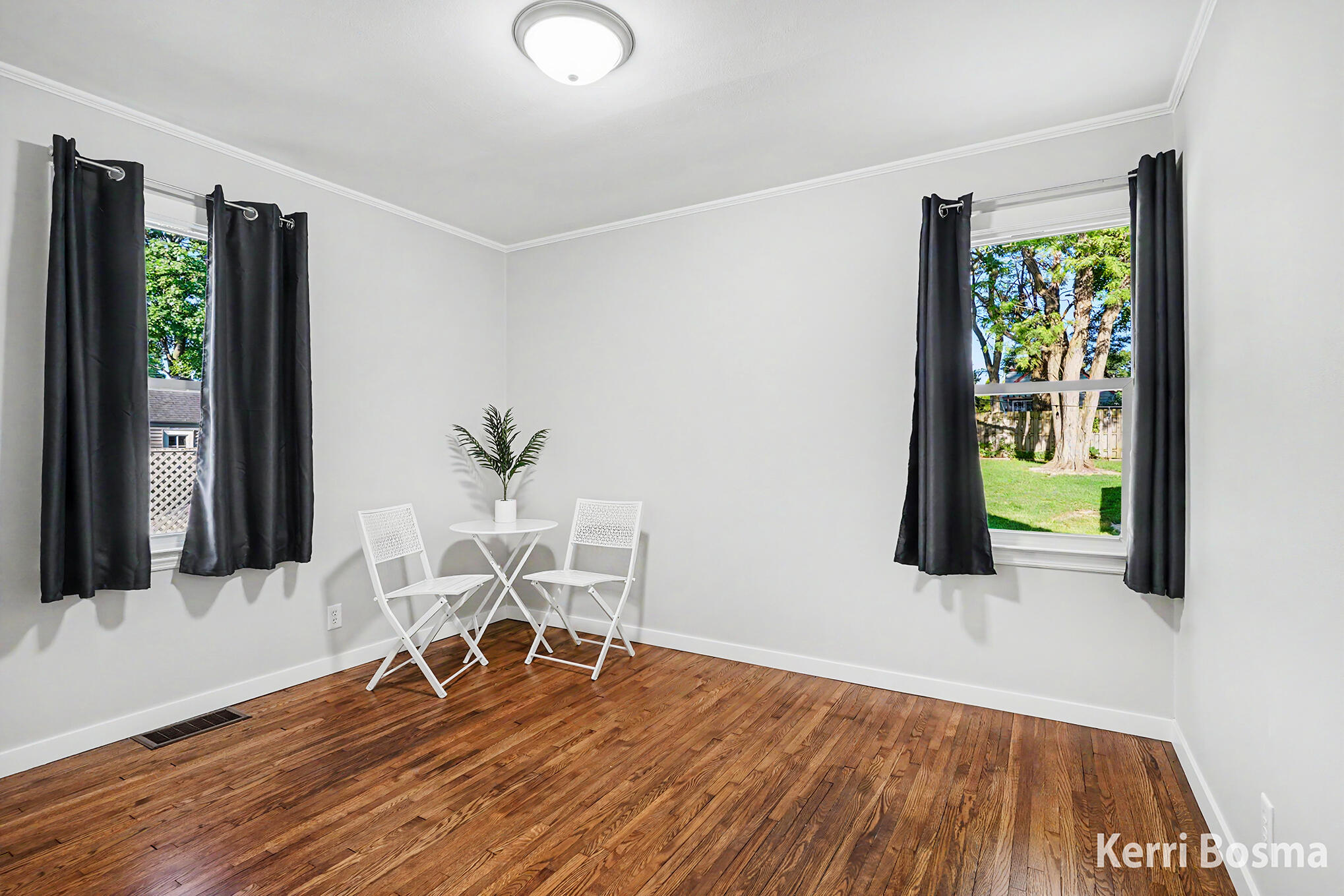 1231 Burke Avenue NE Grand Rapids MI 49505