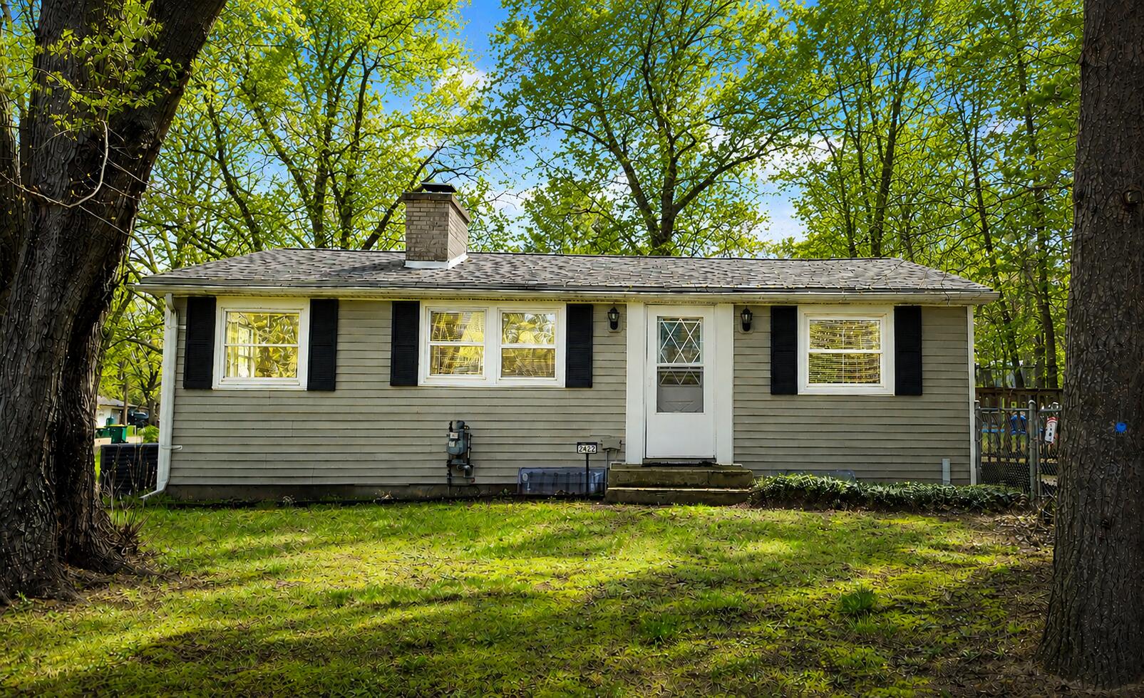2427 Vanderbilt Avenue Portage MI 49024