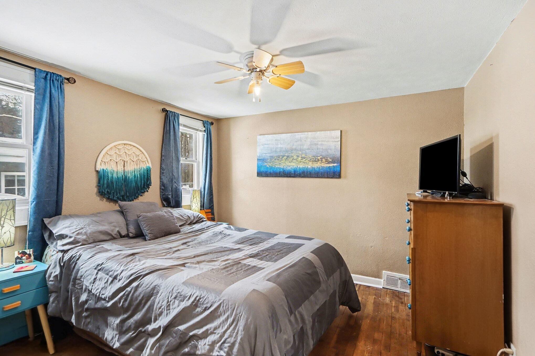 2427 Vanderbilt Avenue Portage MI 49024