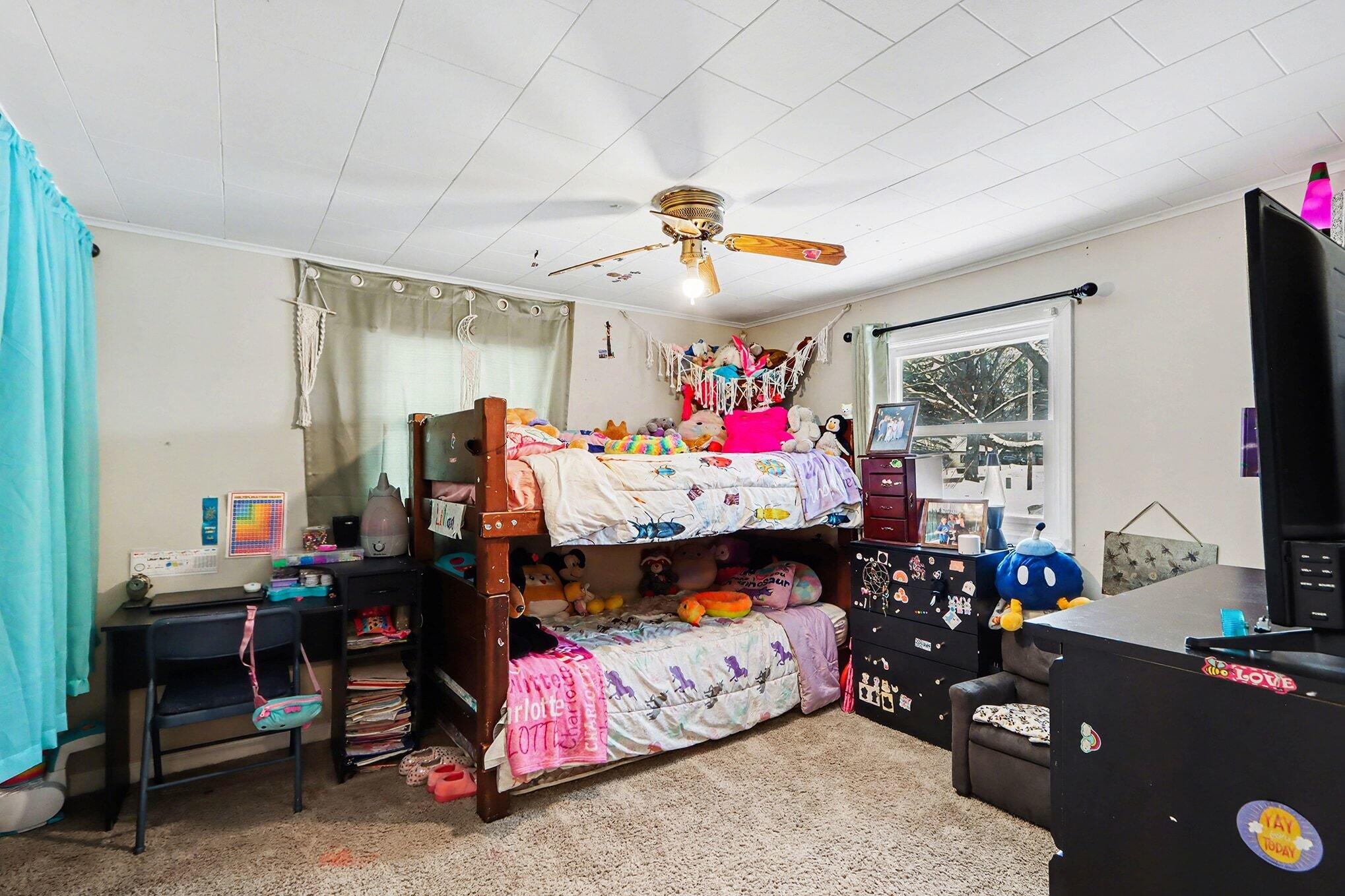 2427 Vanderbilt Avenue Portage MI 49024