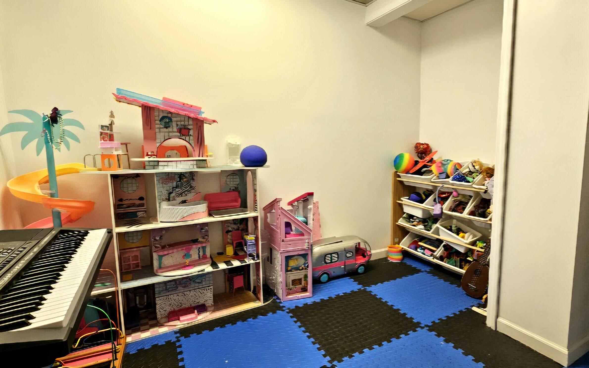 2427 Vanderbilt Avenue Portage MI 49024