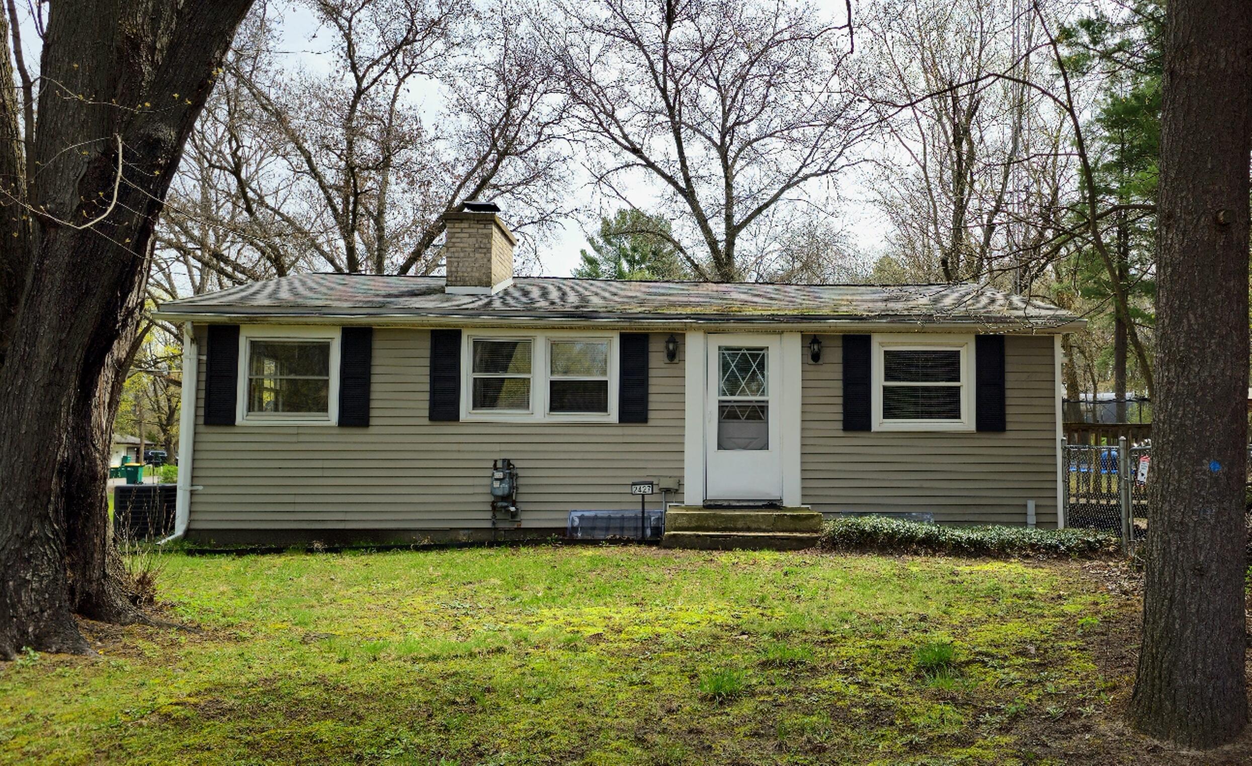 2427 Vanderbilt Avenue Portage MI 49024
