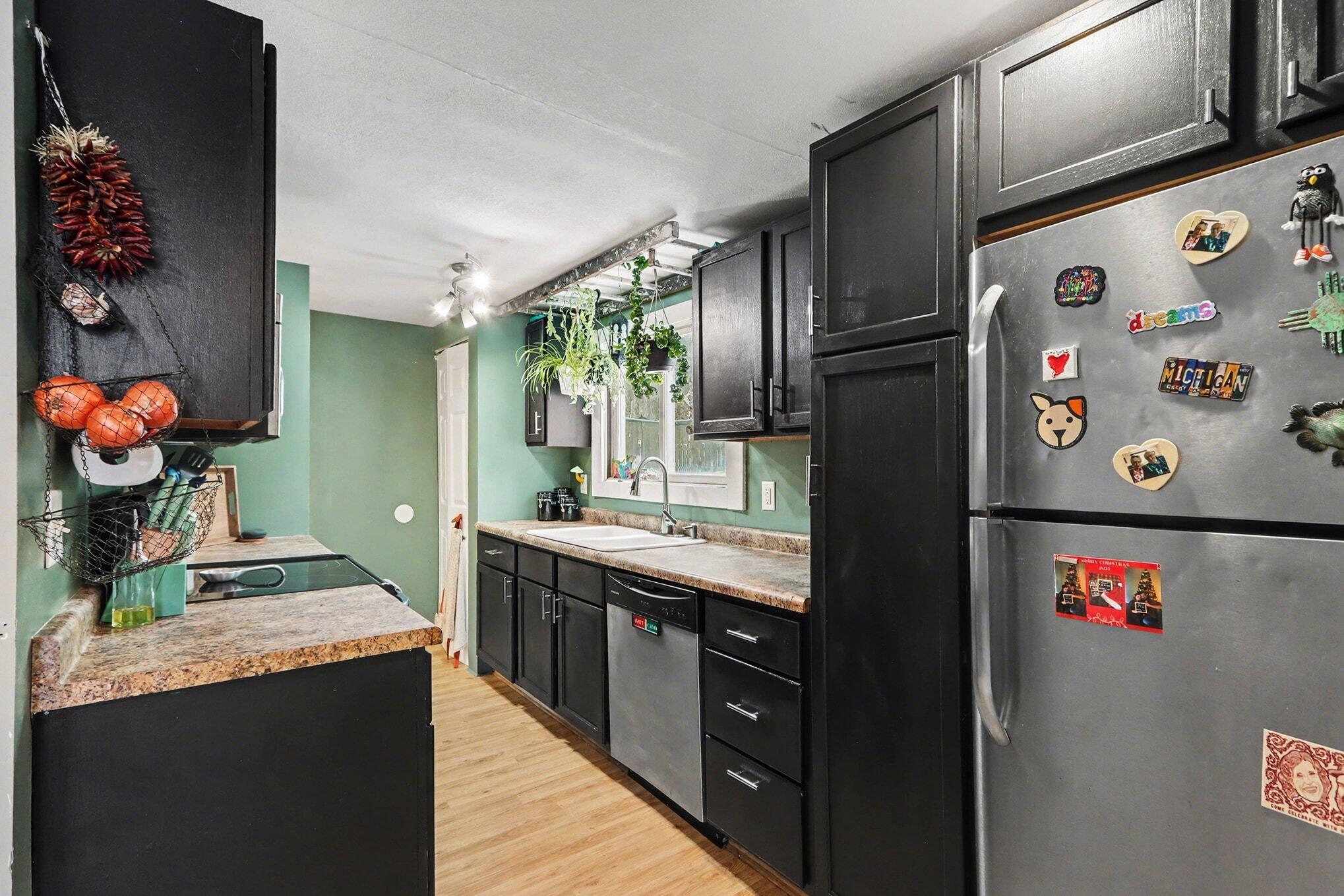 2427 Vanderbilt Avenue Portage MI 49024