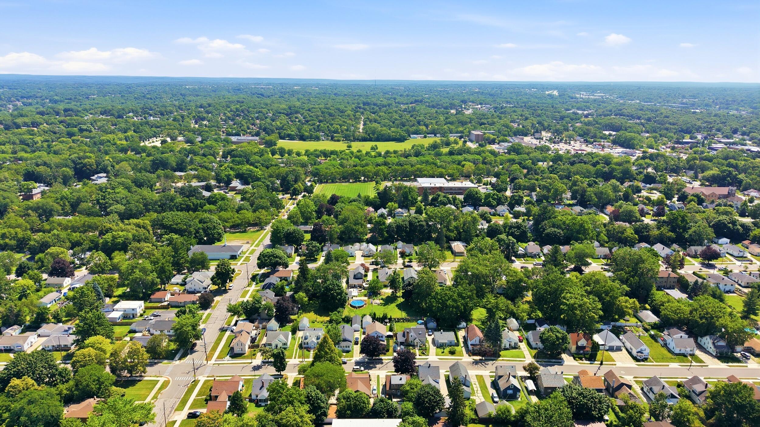 1356 Emerald Avenue NE Grand Rapids MI 49505