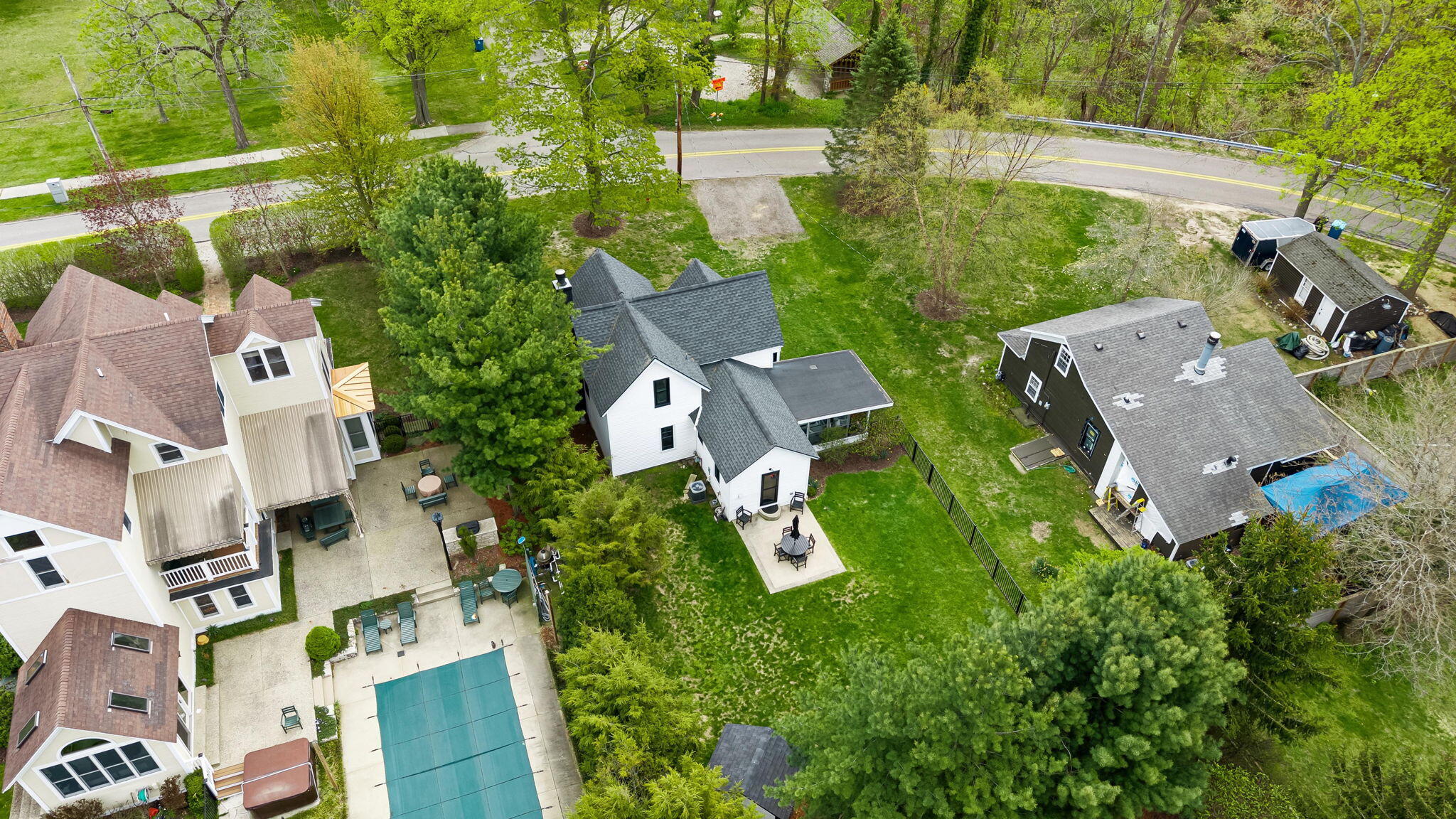 156 S Union Street Douglas MI 49406