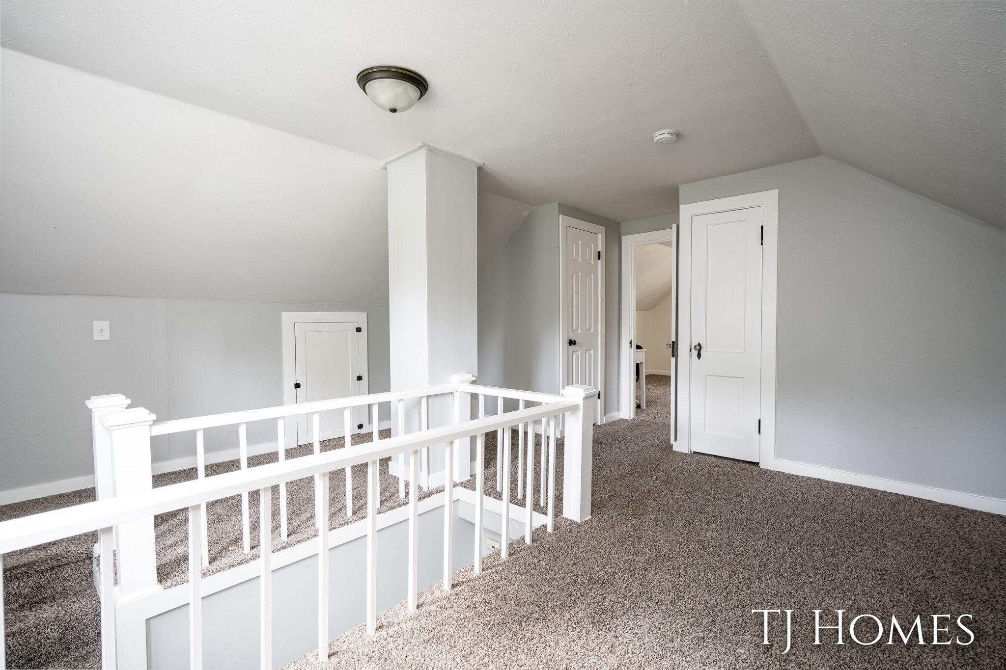 52 Holly Street SW Grand Rapids MI 49548