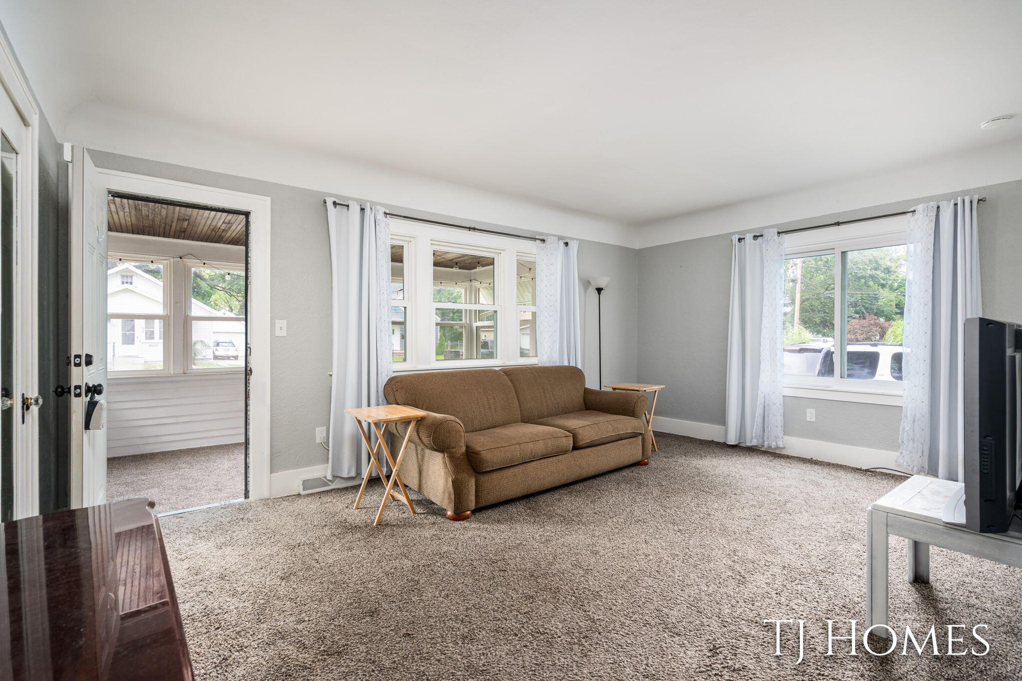 52 Holly Street SW Grand Rapids MI 49548