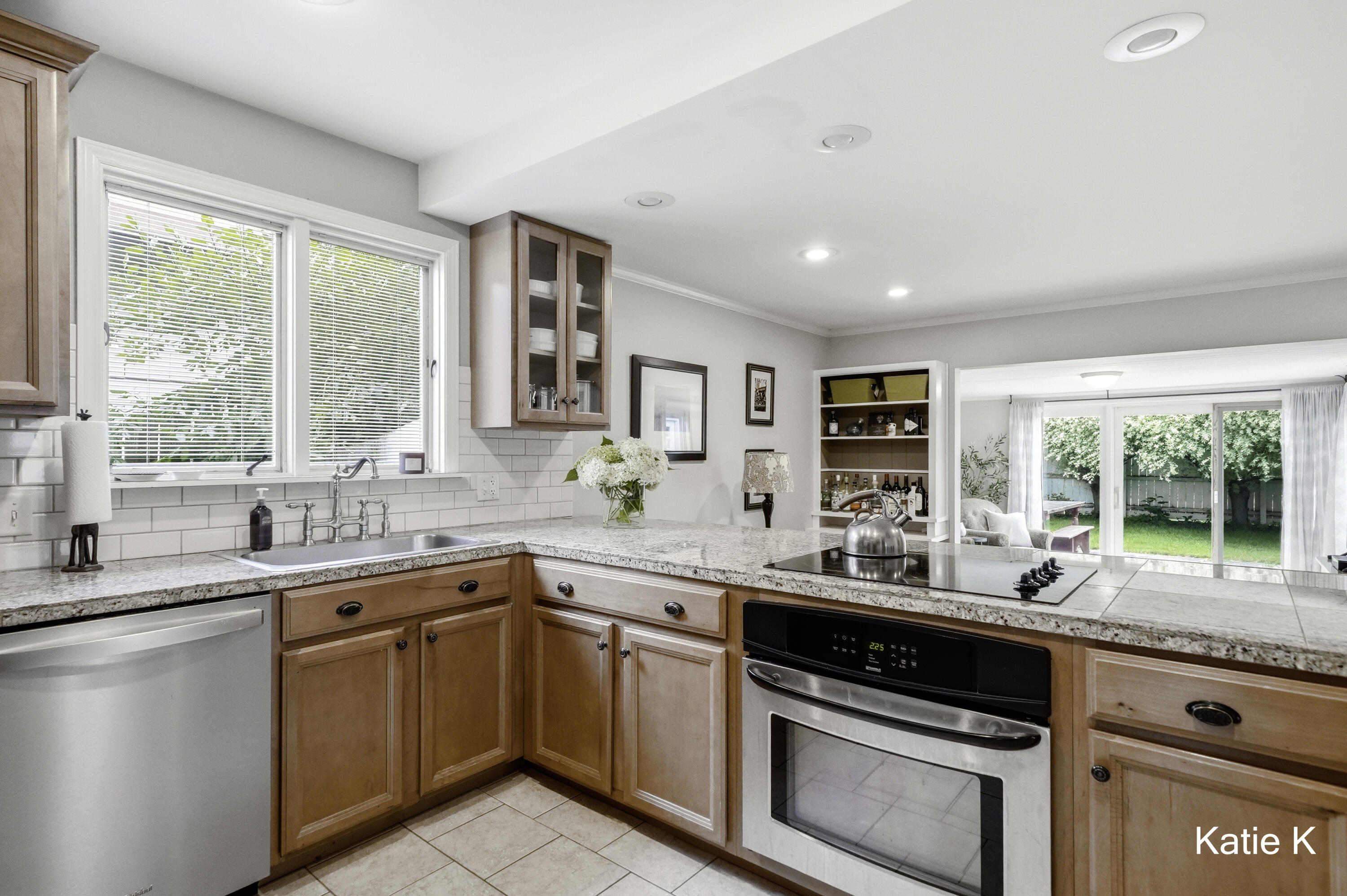 950 Orchard Avenue SE East Grand Rapids MI 49506
